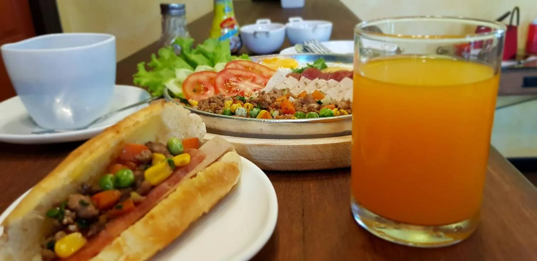 Breakfast in The Room Boutique Hotel