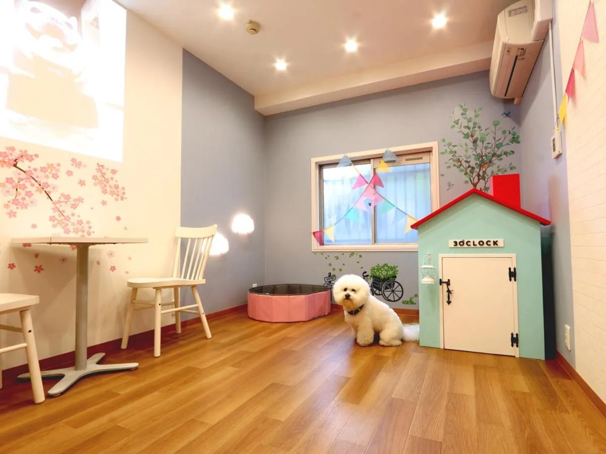 Hotel 3 O'Clock Tennoji