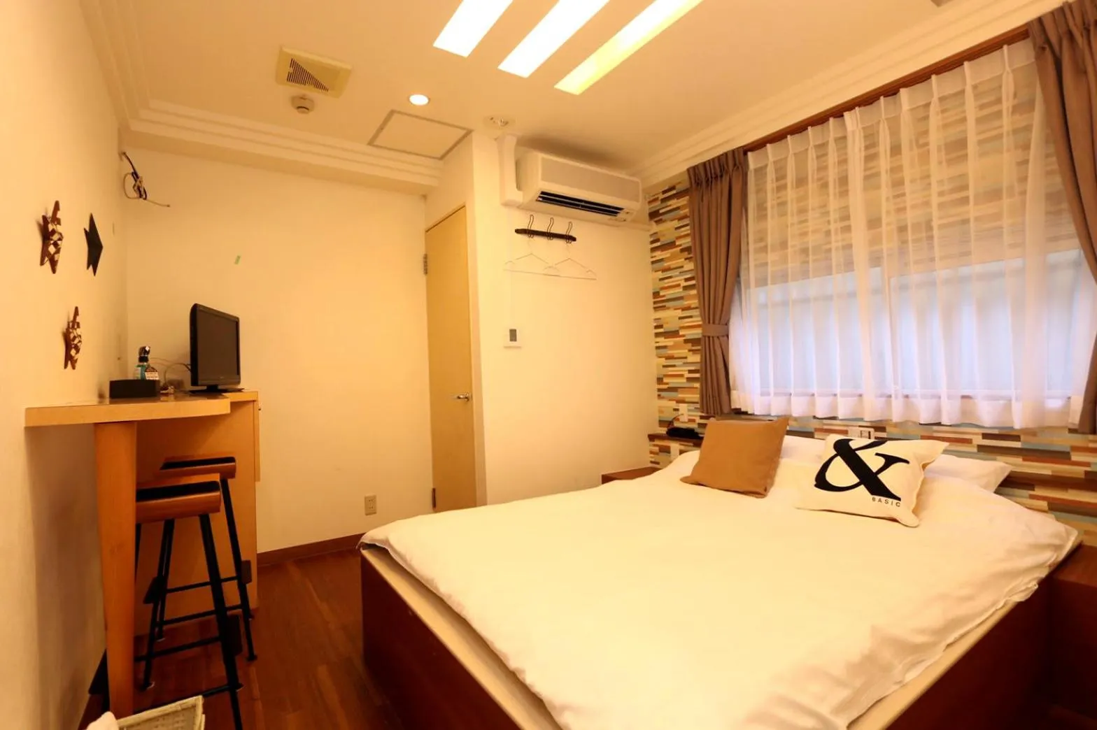 Bed in Hotel 3 O'Clock Tennoji