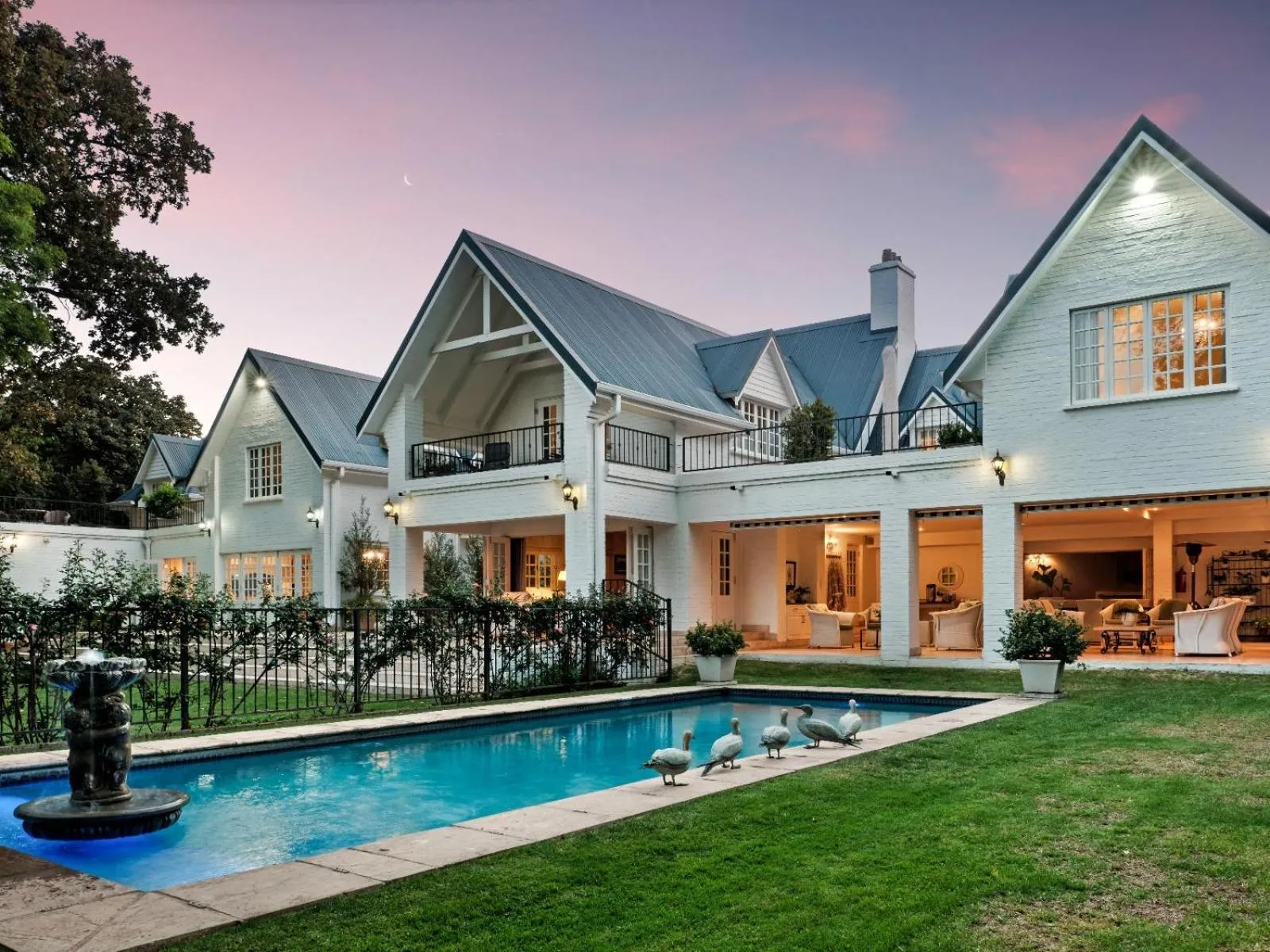 Property building in Oxford Healthcare Retreat