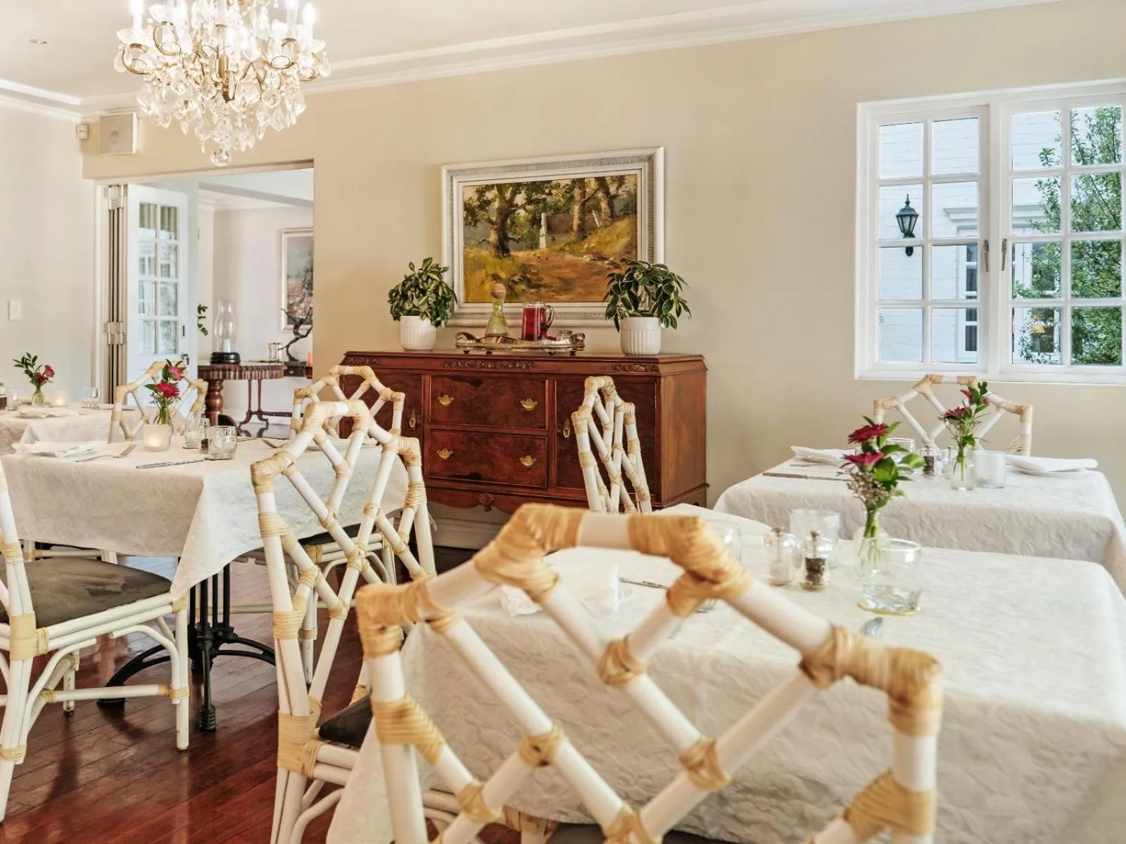 Dining area in Oxford Healthcare Retreat