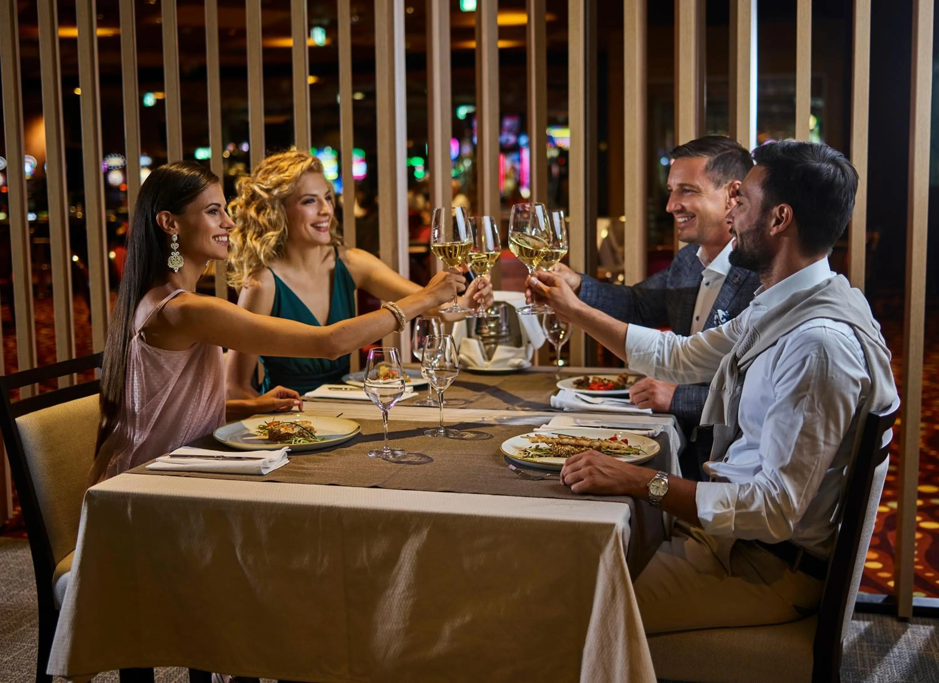 Restaurant/places to eat in Korona, Resort & Entertainment