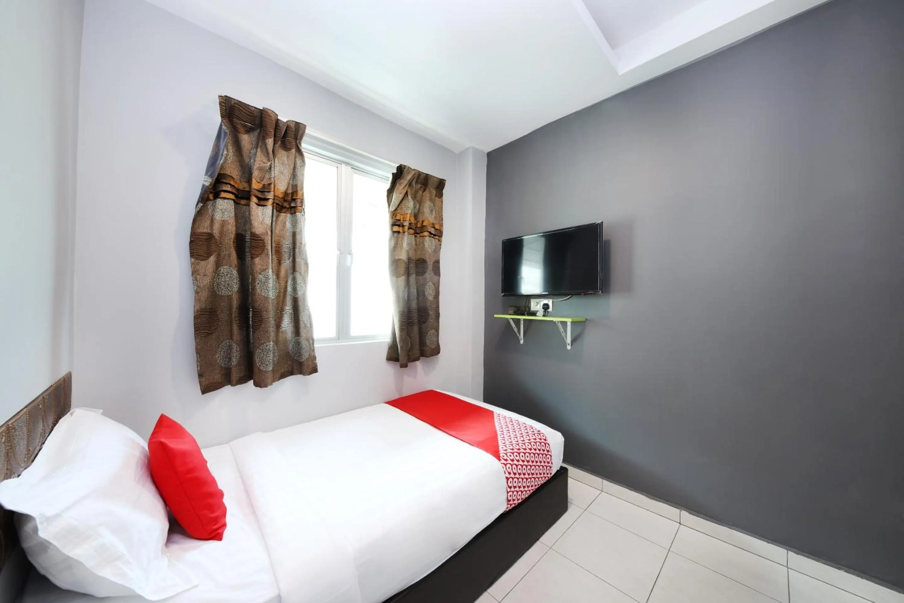 Bedroom, Bed in Hotel O 1184 Ho Hotel