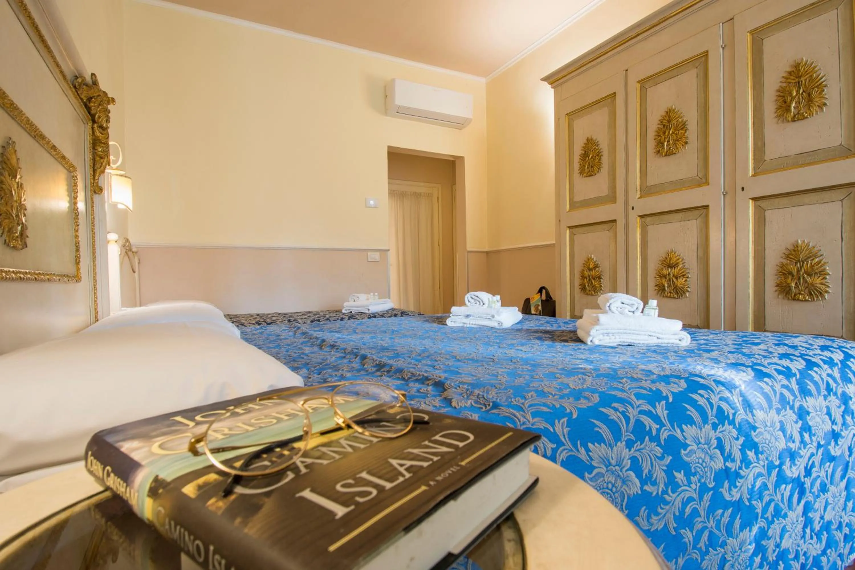 Bed in Relais Tiffany