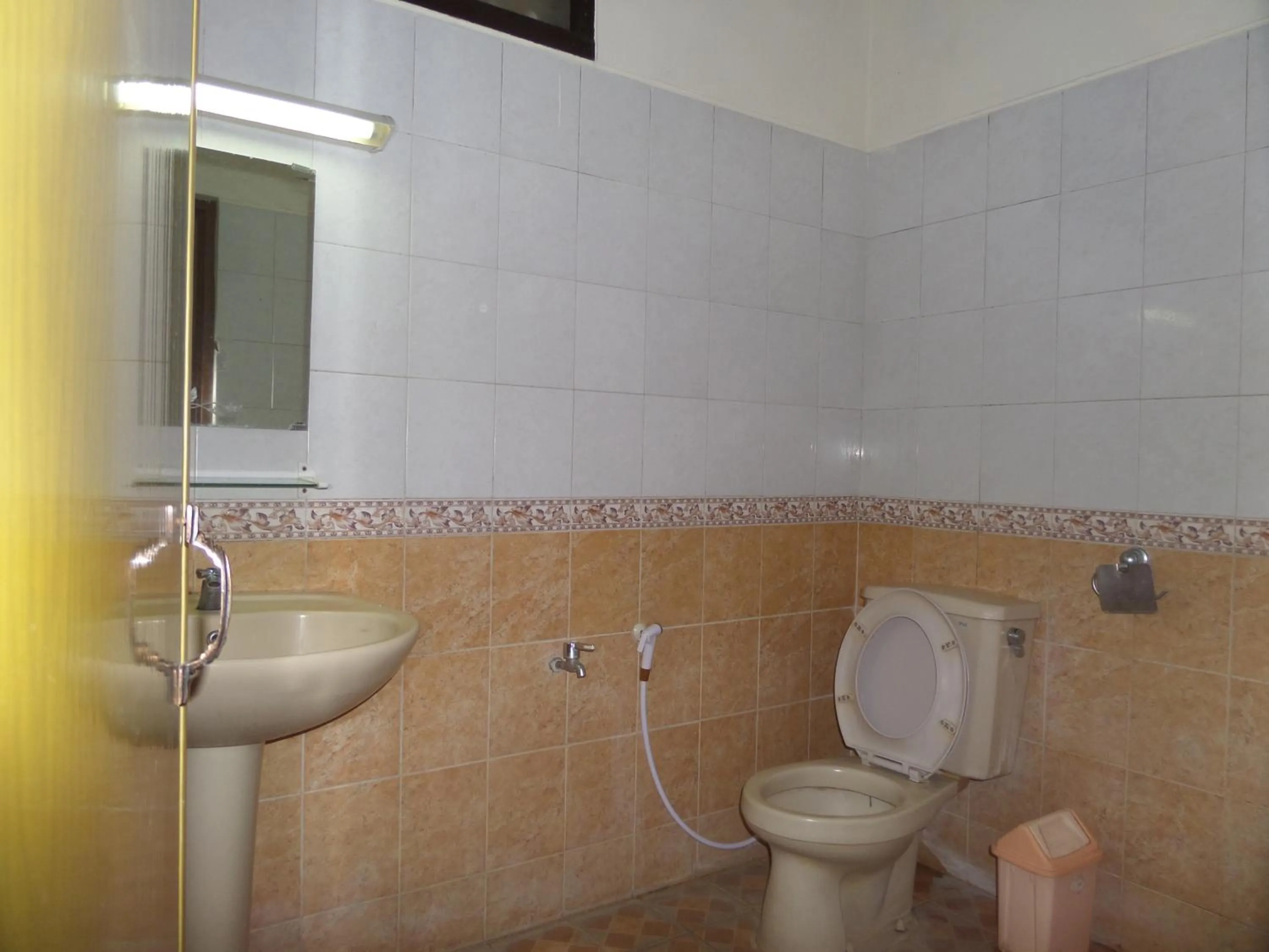 Bathroom in Armi Hotel Malang