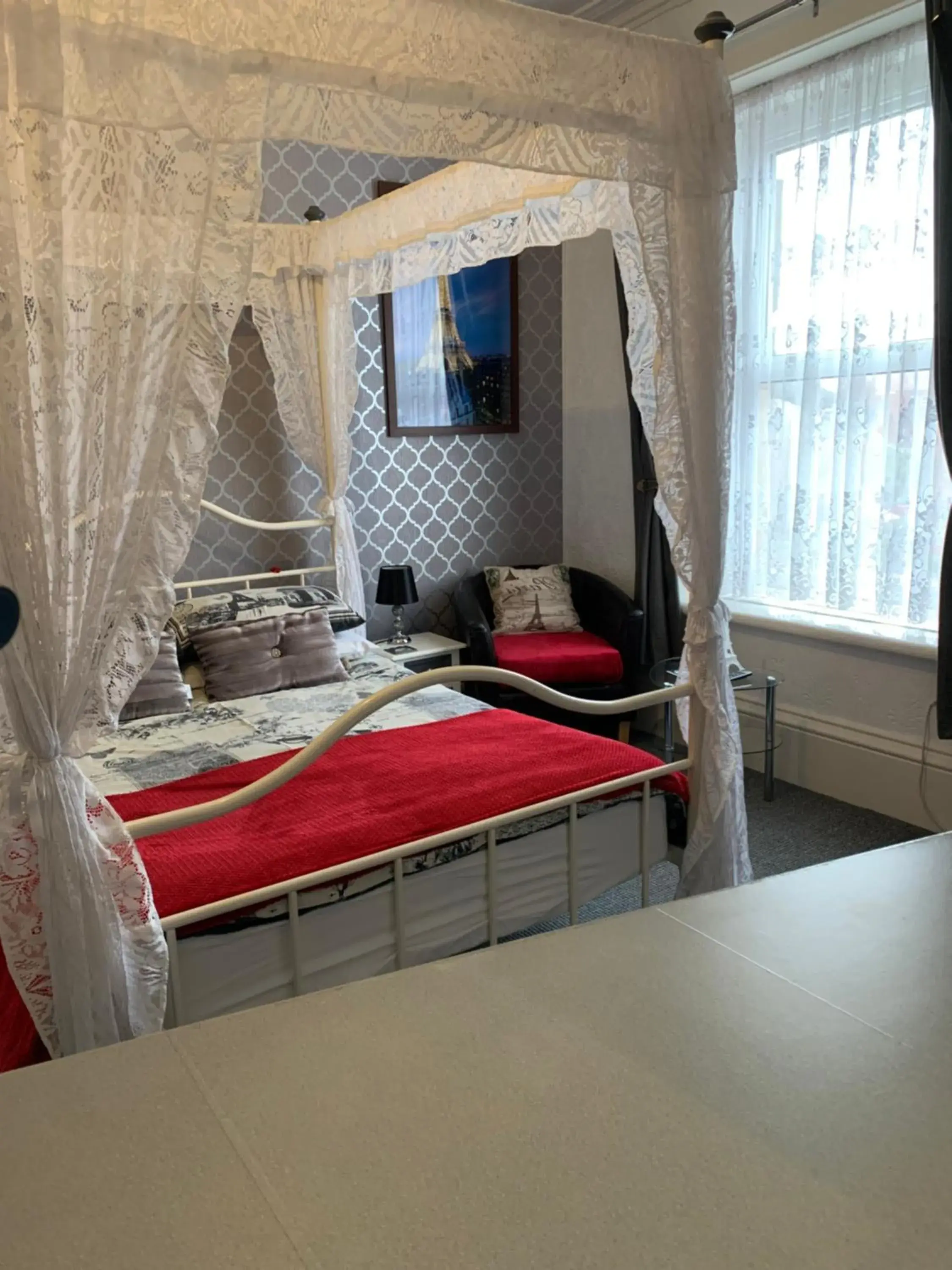 Deluxe Double Room in Hornby Villa B&B Couples & Families Only- Quiet Central Location- Near To Winter Gardens Deluxe Double Room in Hornby Villa B&B Couples & Families Only- Quiet Central Location- Near To Winter Gardens