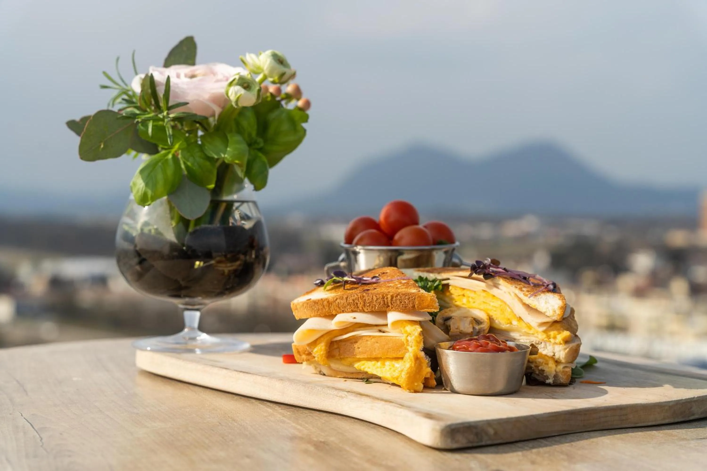 Restaurant/places to eat in Doubletree by Hilton Ljubljana