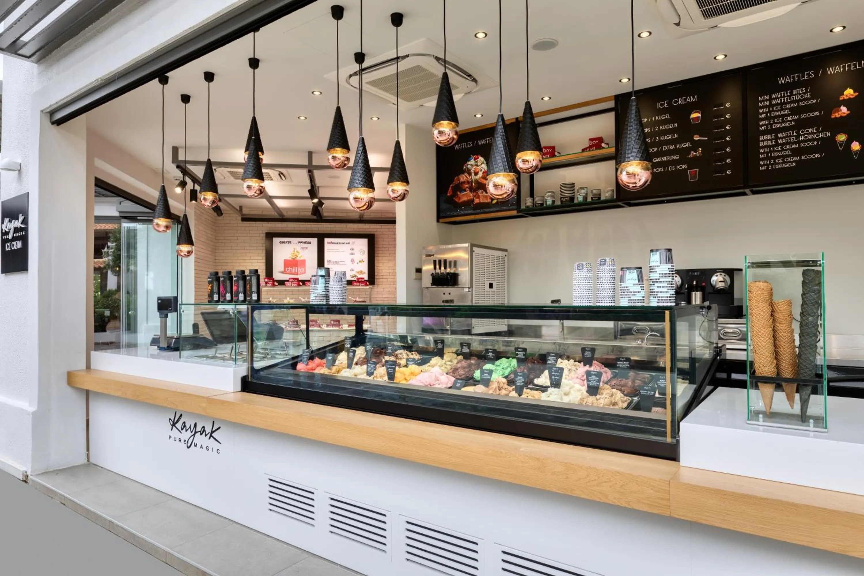 Food in Neptune Luxury Resort