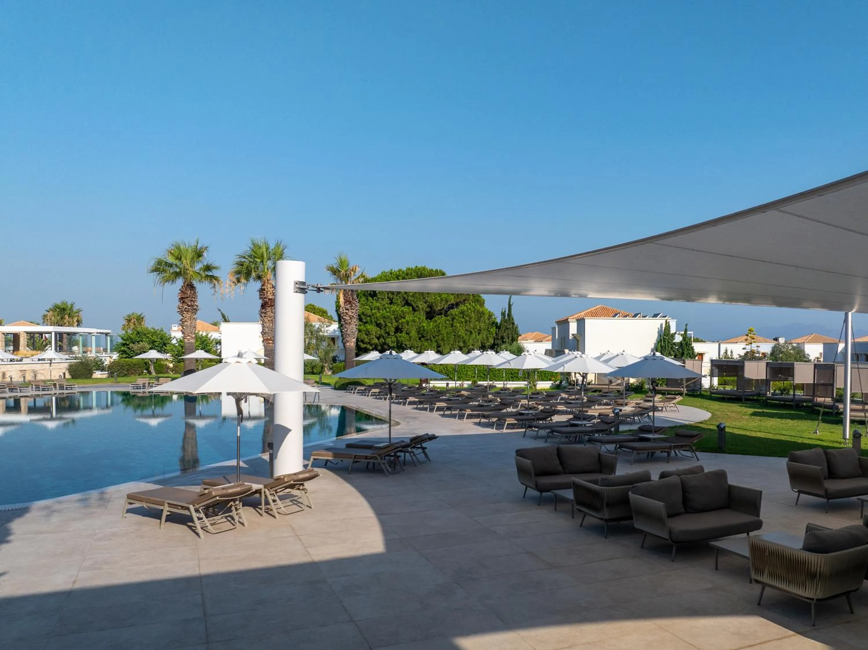 Swimming pool in Neptune Luxury Resort