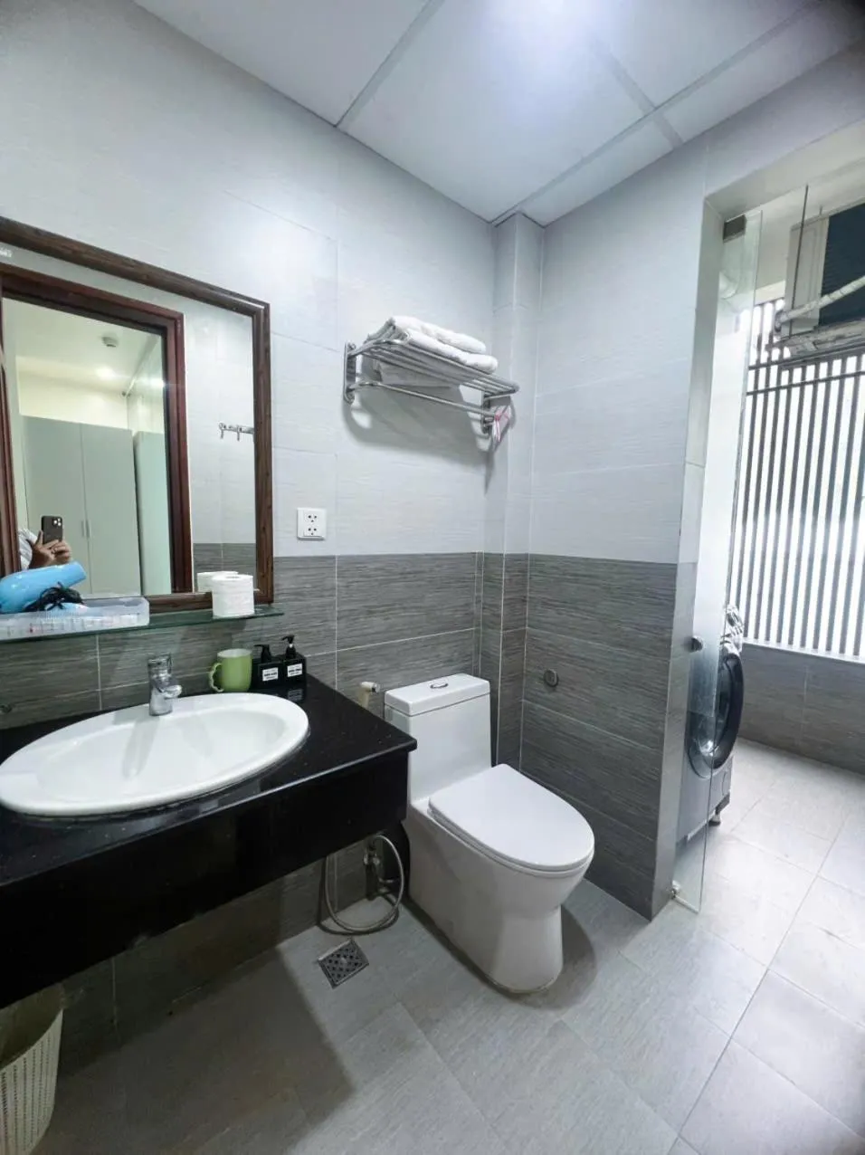 Shower in Saluxhotel&Apartment 2