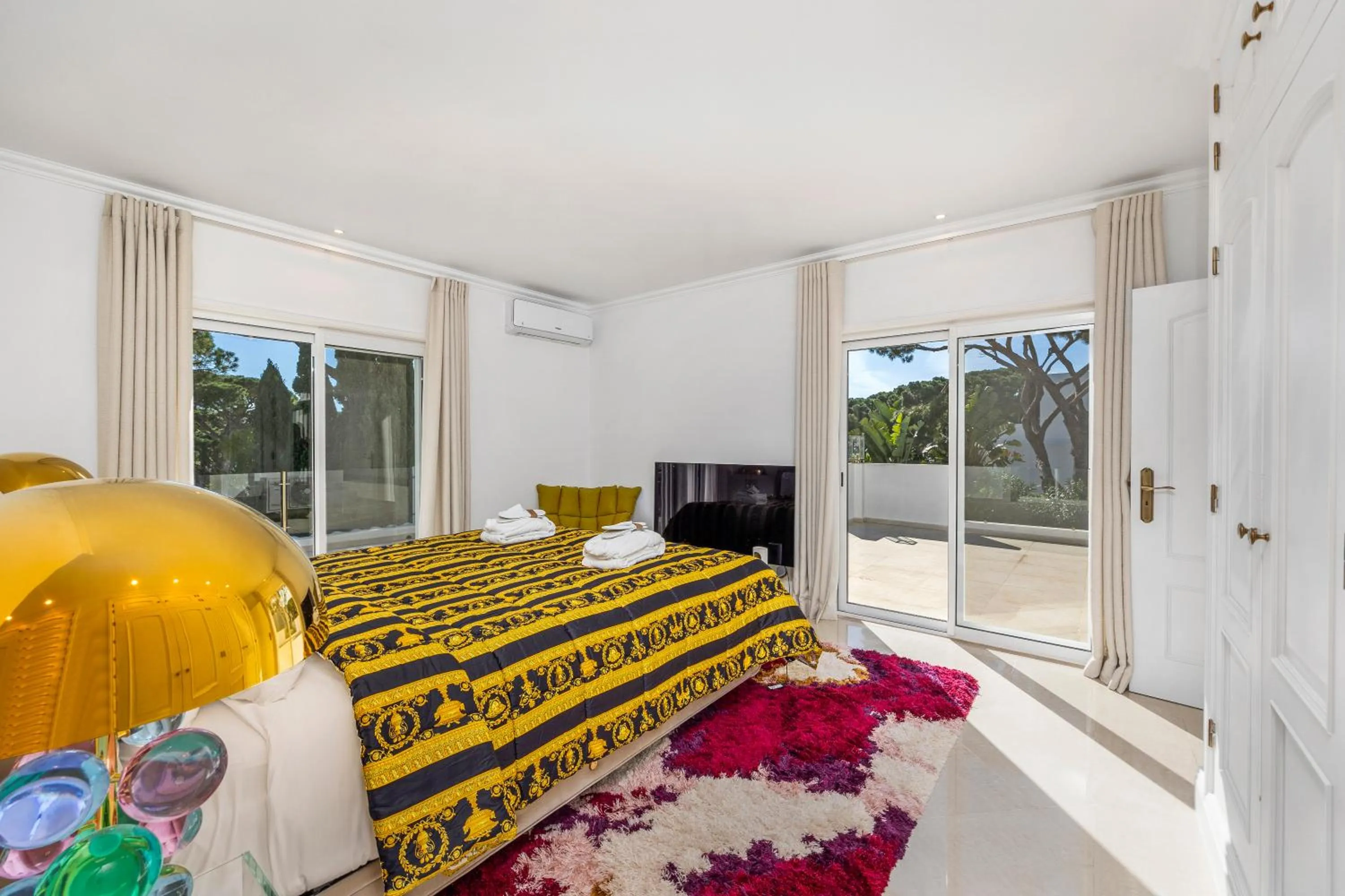 Bed in Vale Do Lobo Resort