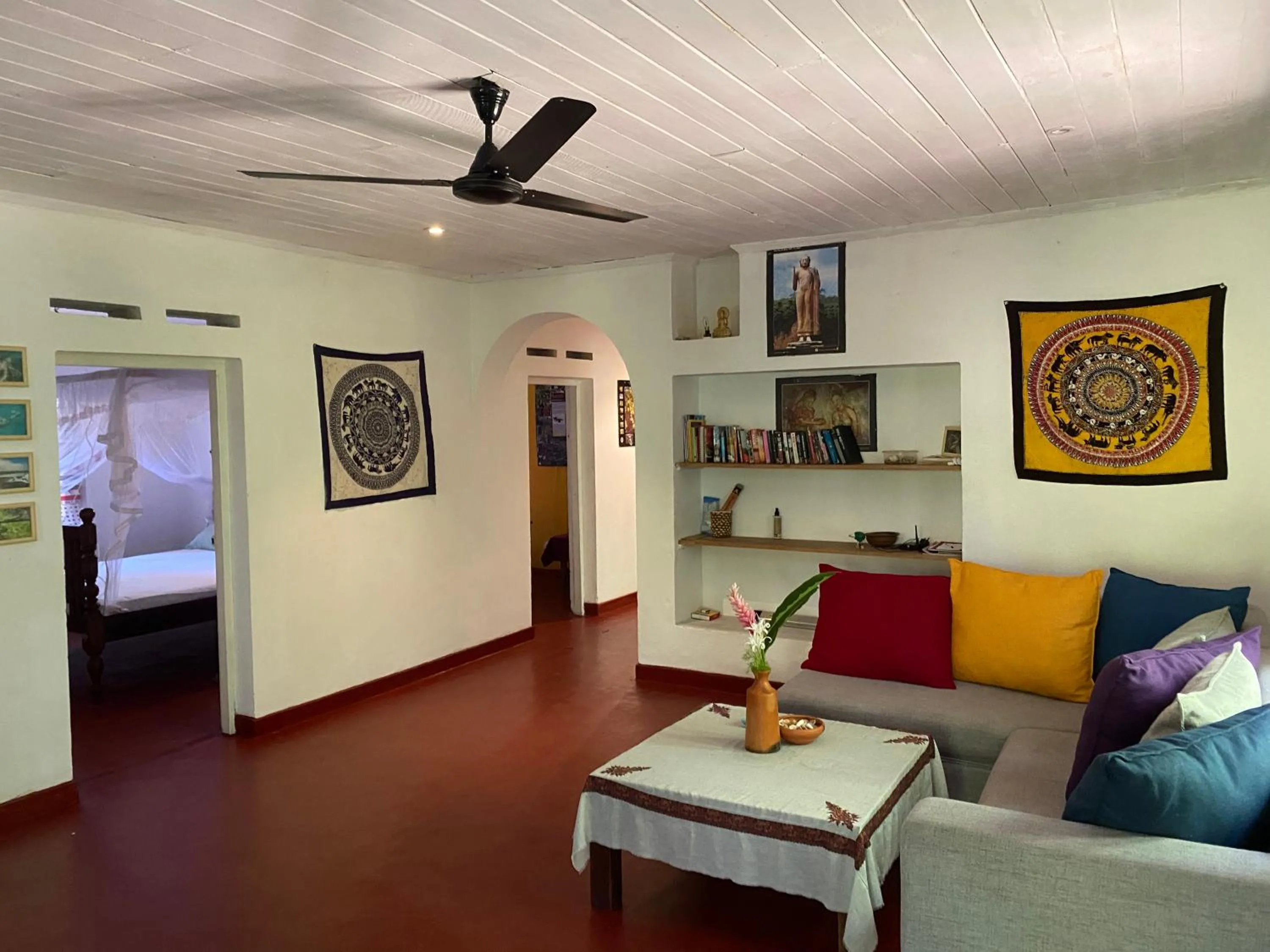 R&N Yellow House
