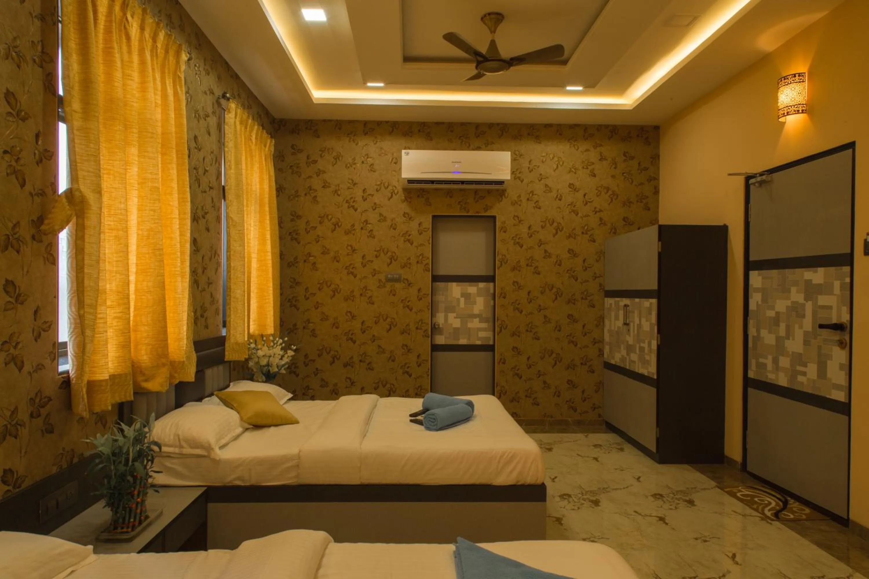 Photo of the whole room, Bed in Hotel Tourister