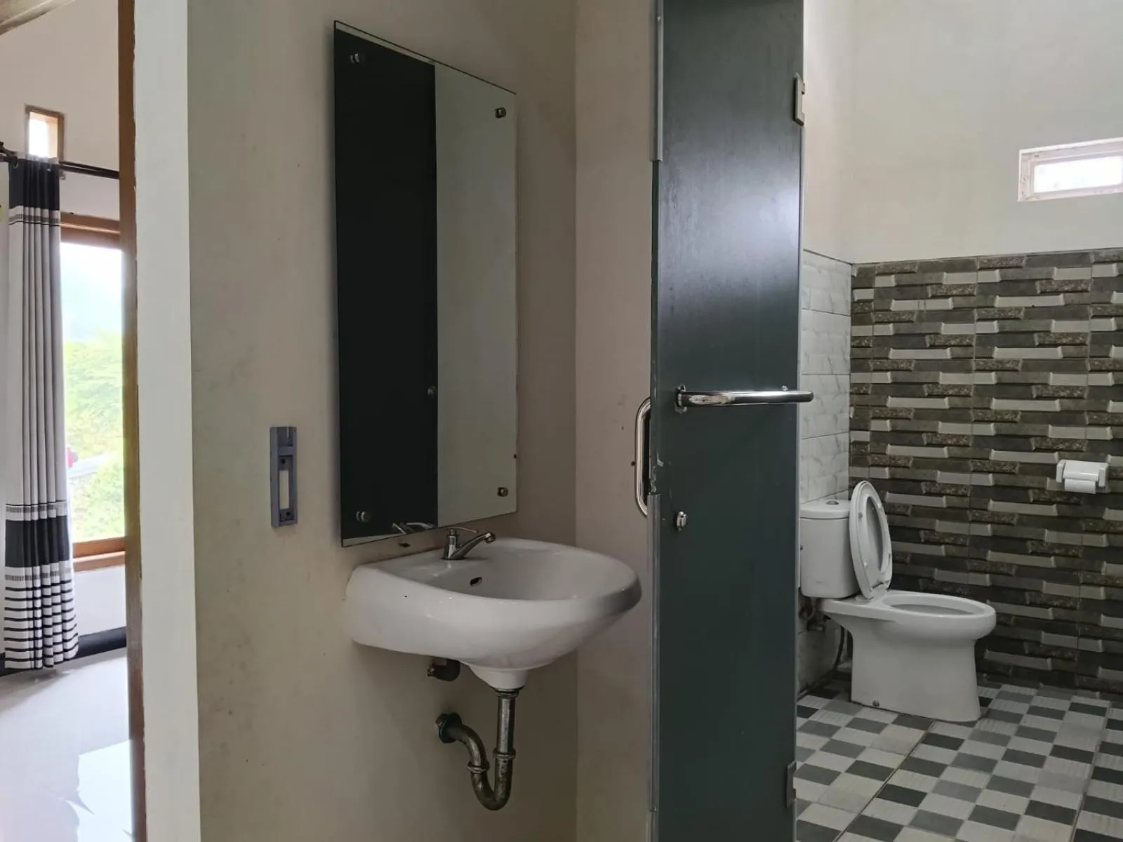 Bathroom in Savana Guesthouse