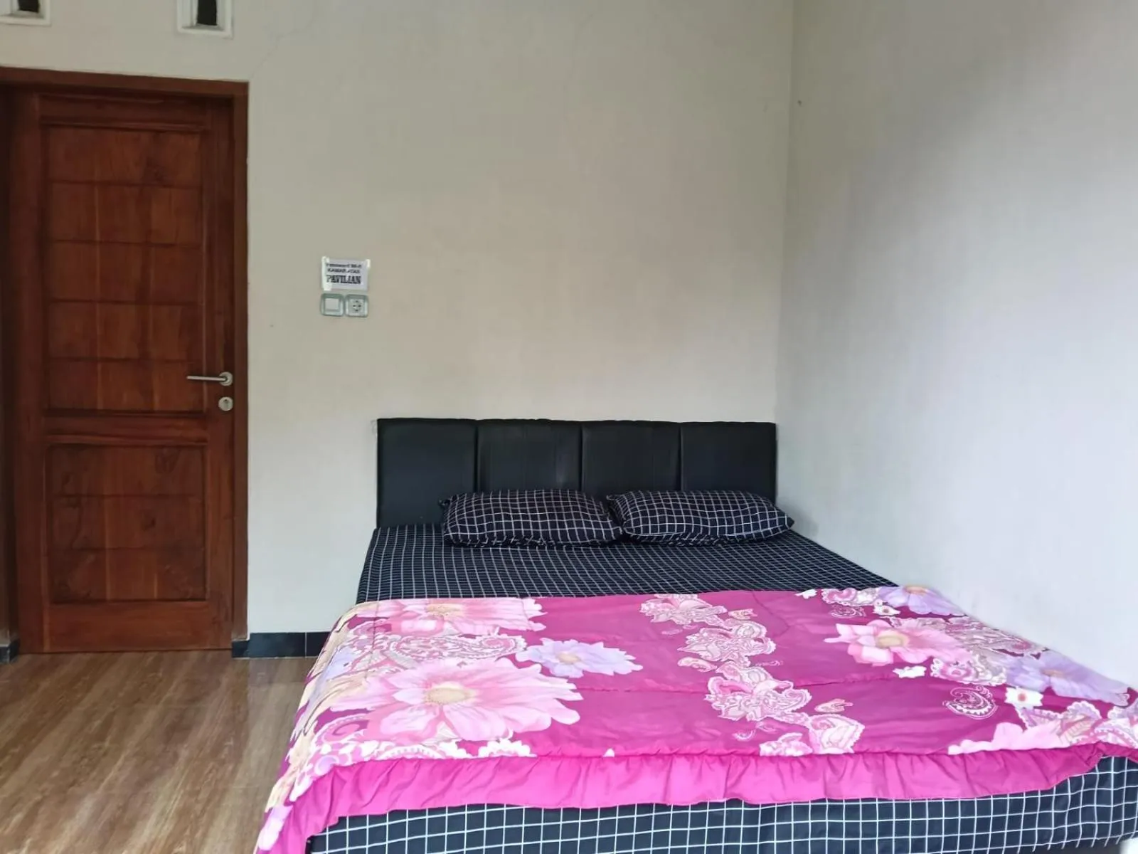 Bedroom, Bed in Savana Guesthouse