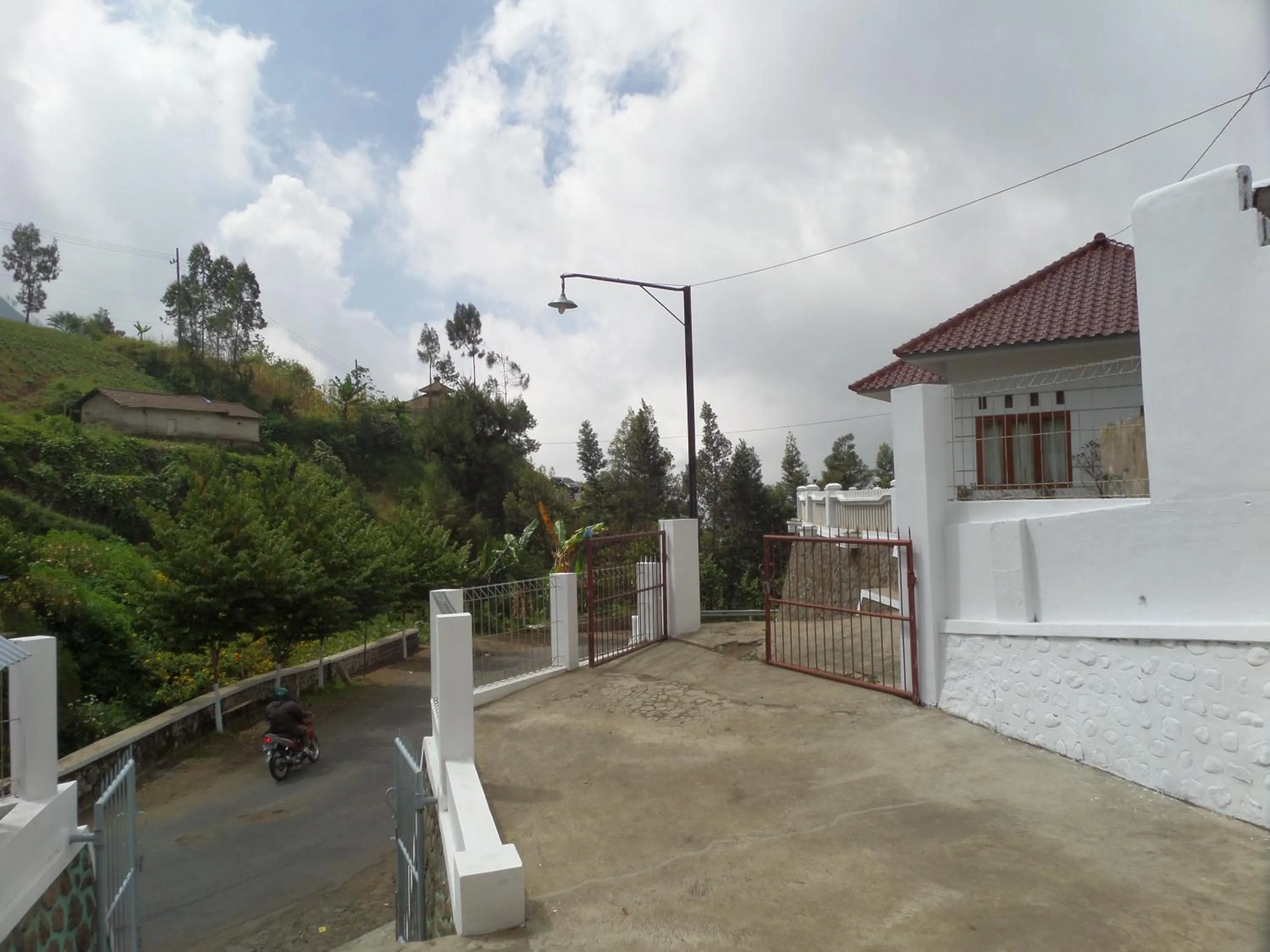 Street view in Savana Guesthouse
