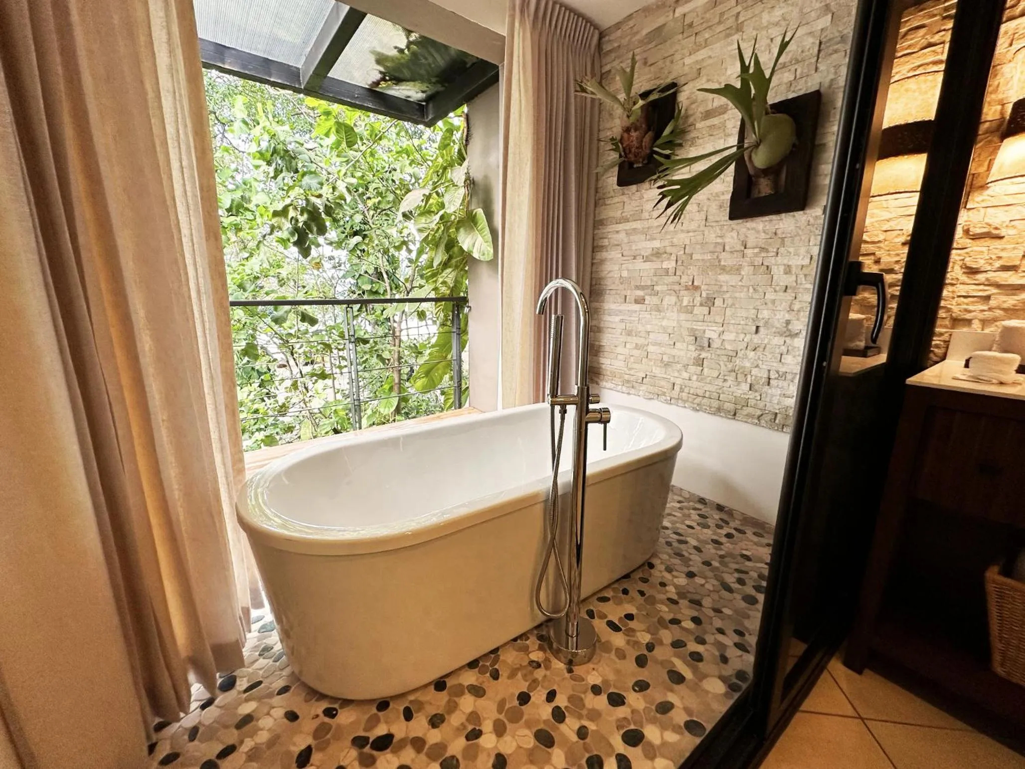 Bath in Hotel Bosque del Mar Playa Hermosa