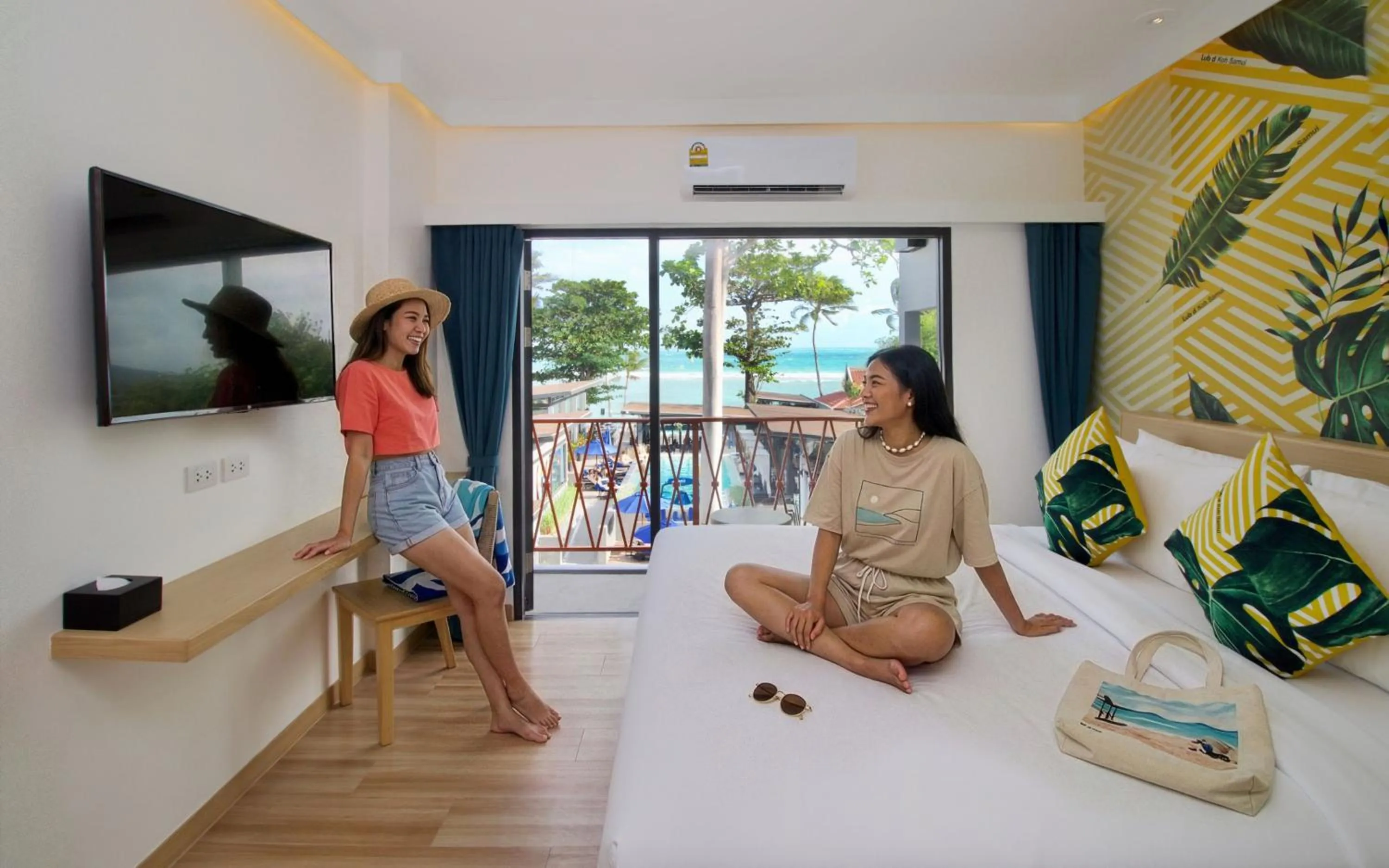 group of guests in Lub d Koh Samui Chaweng Beach - Beachfront & Vibrant Social Vibe