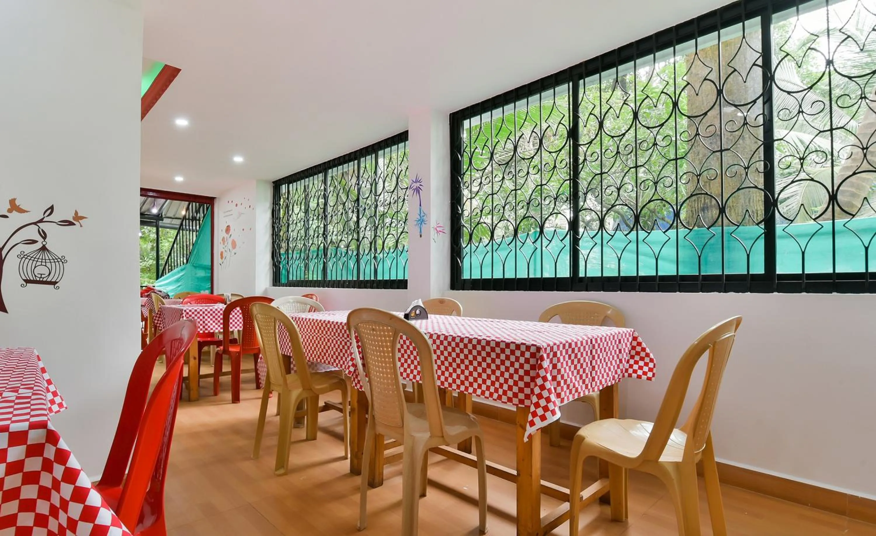 Restaurant/places to eat in Hotel O Route Near Calangute Beach