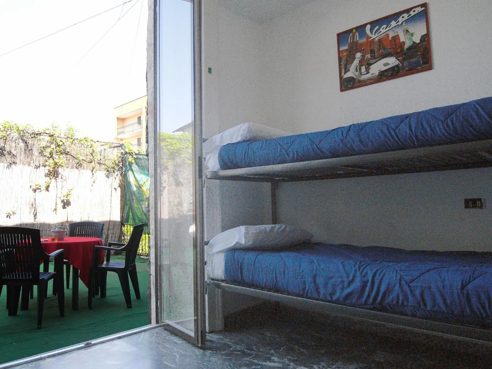 Bedroom in Hostel California