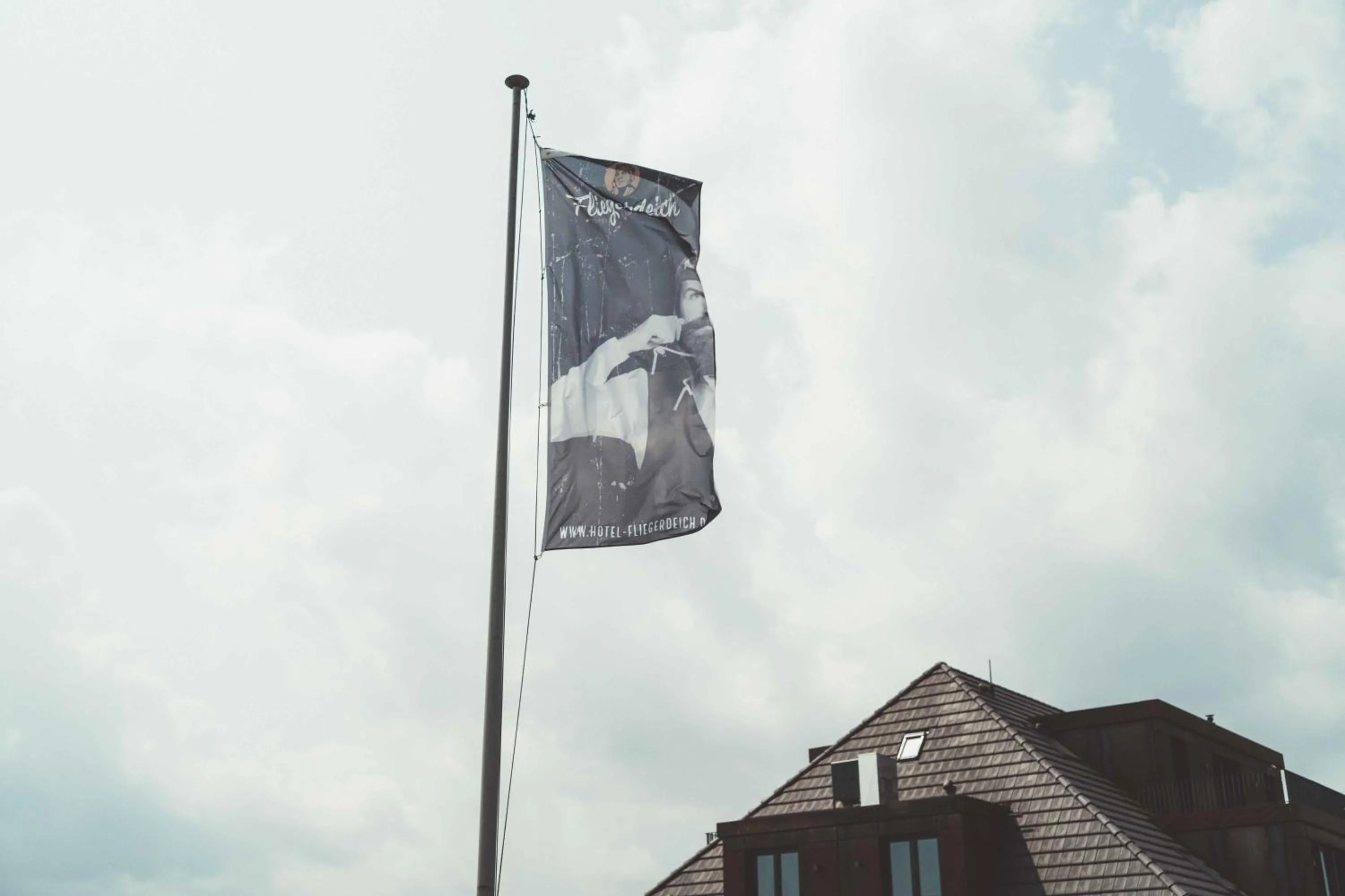 Property logo or sign in Fliegerdeich Hotel & Restaurant