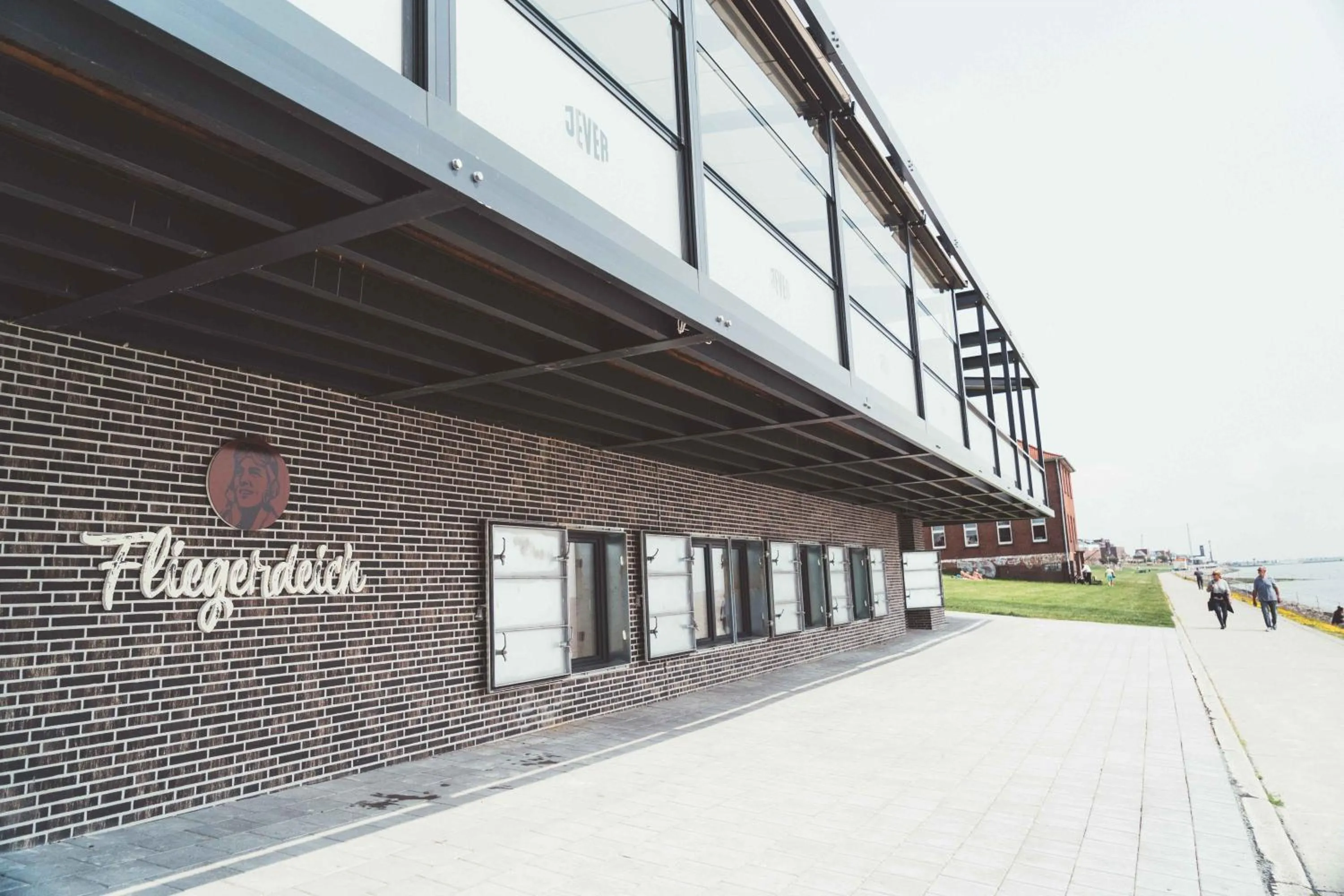 Property building in Fliegerdeich Hotel & Restaurant