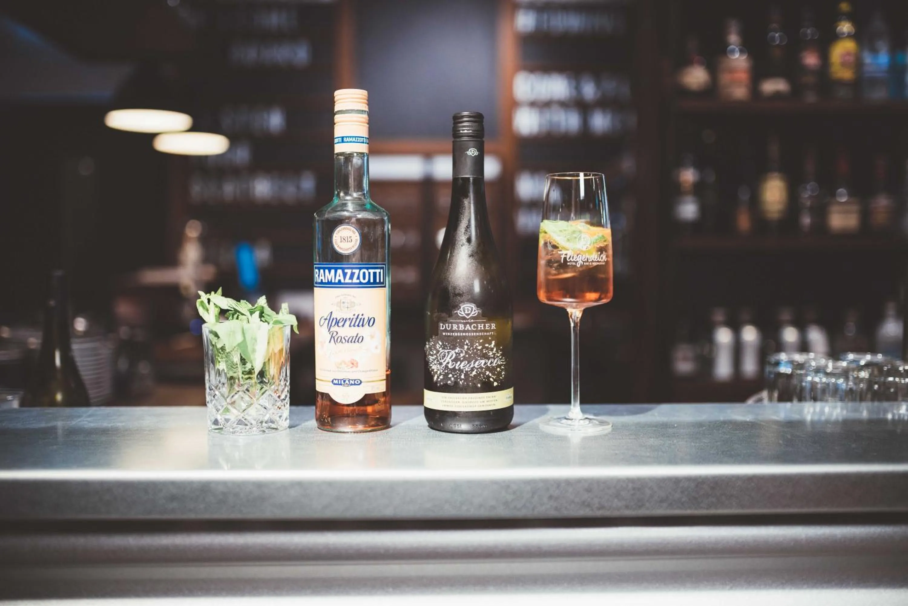 Lounge or bar in Fliegerdeich Hotel & Restaurant