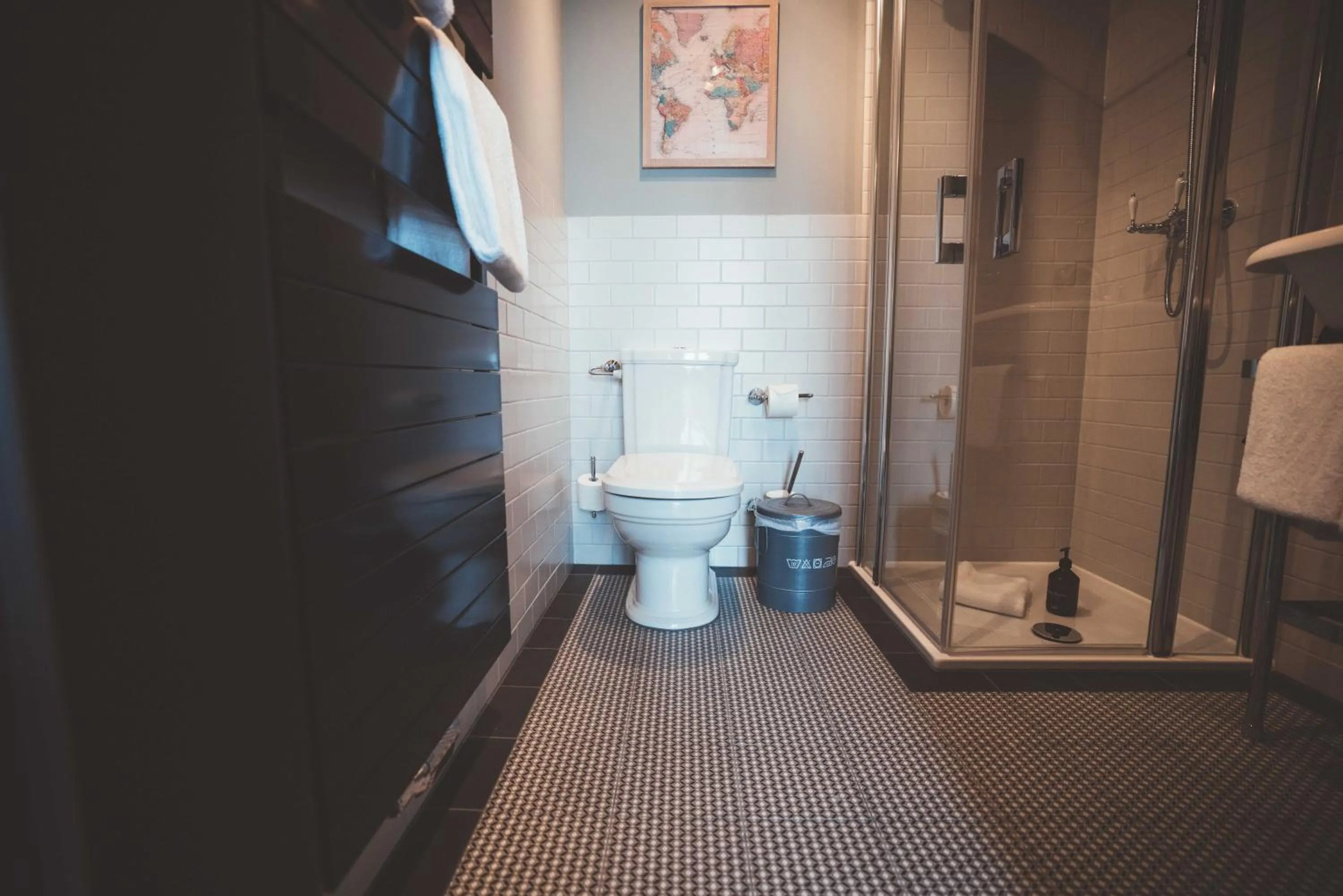 Shower in Fliegerdeich Hotel & Restaurant