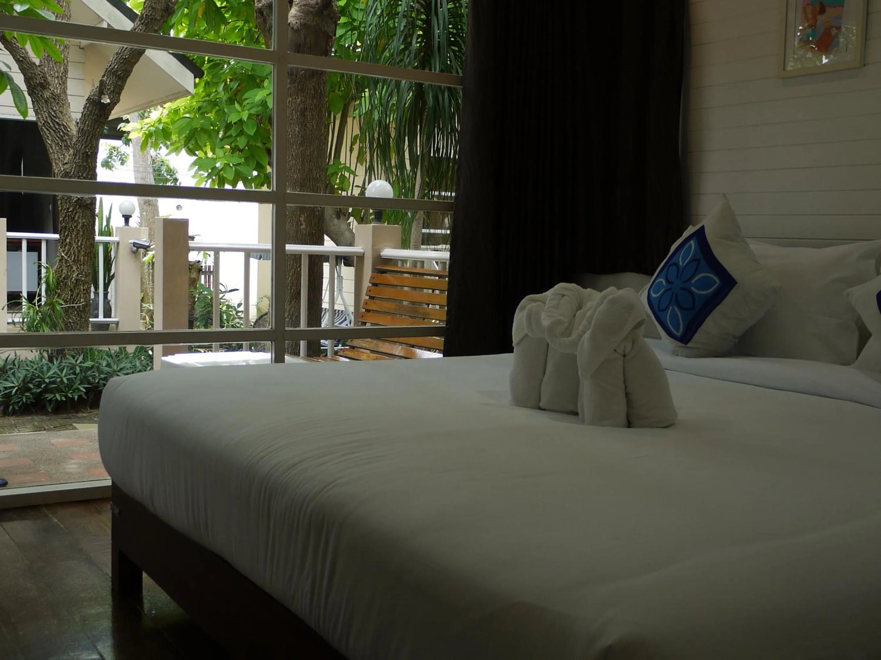 Bed in Reera Resort