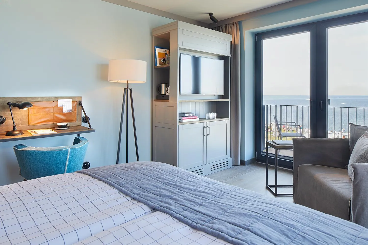 Balcony/Terrace, Bed in Lighthouse Hotel & Spa