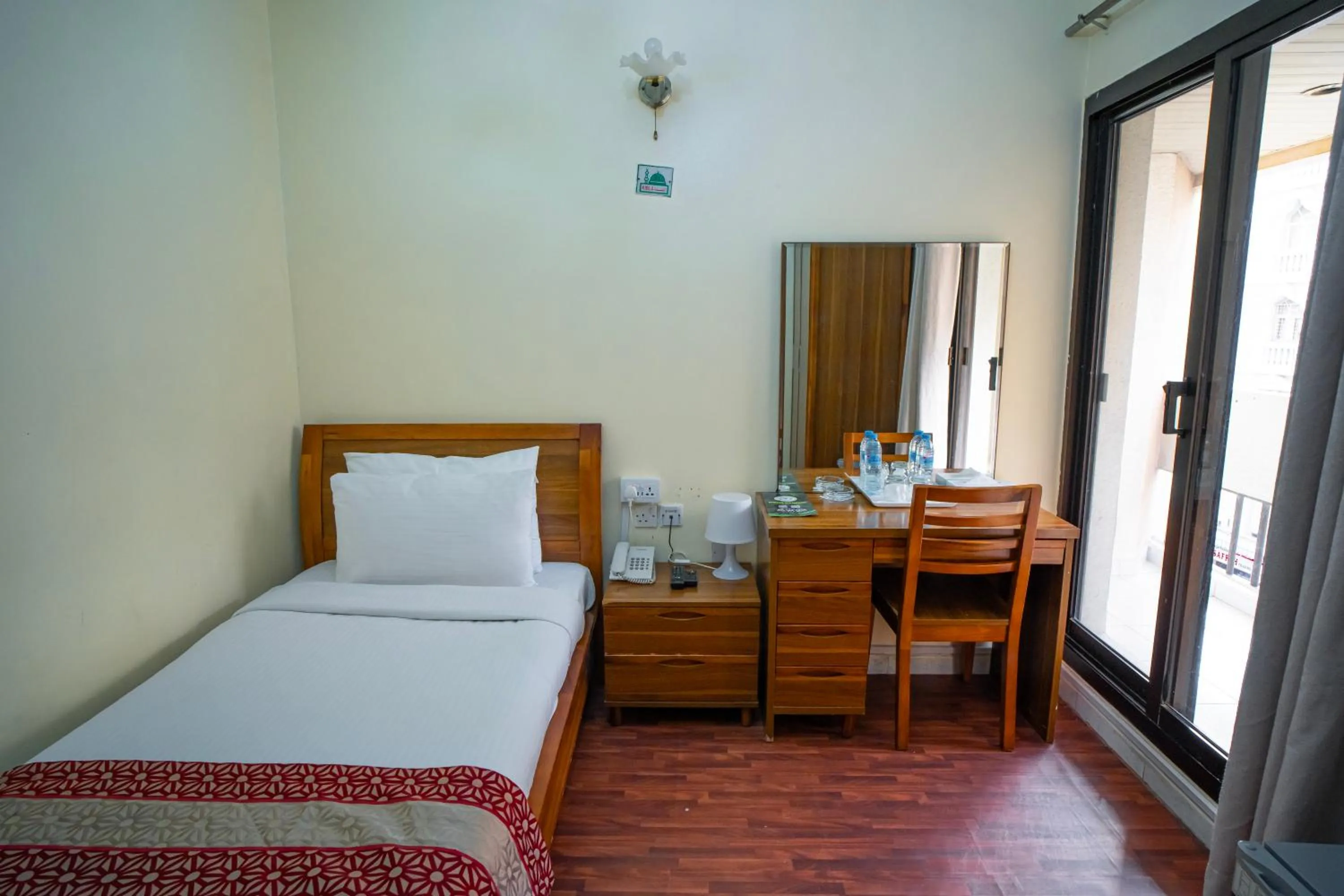 Bed in Al Karnak Hotel