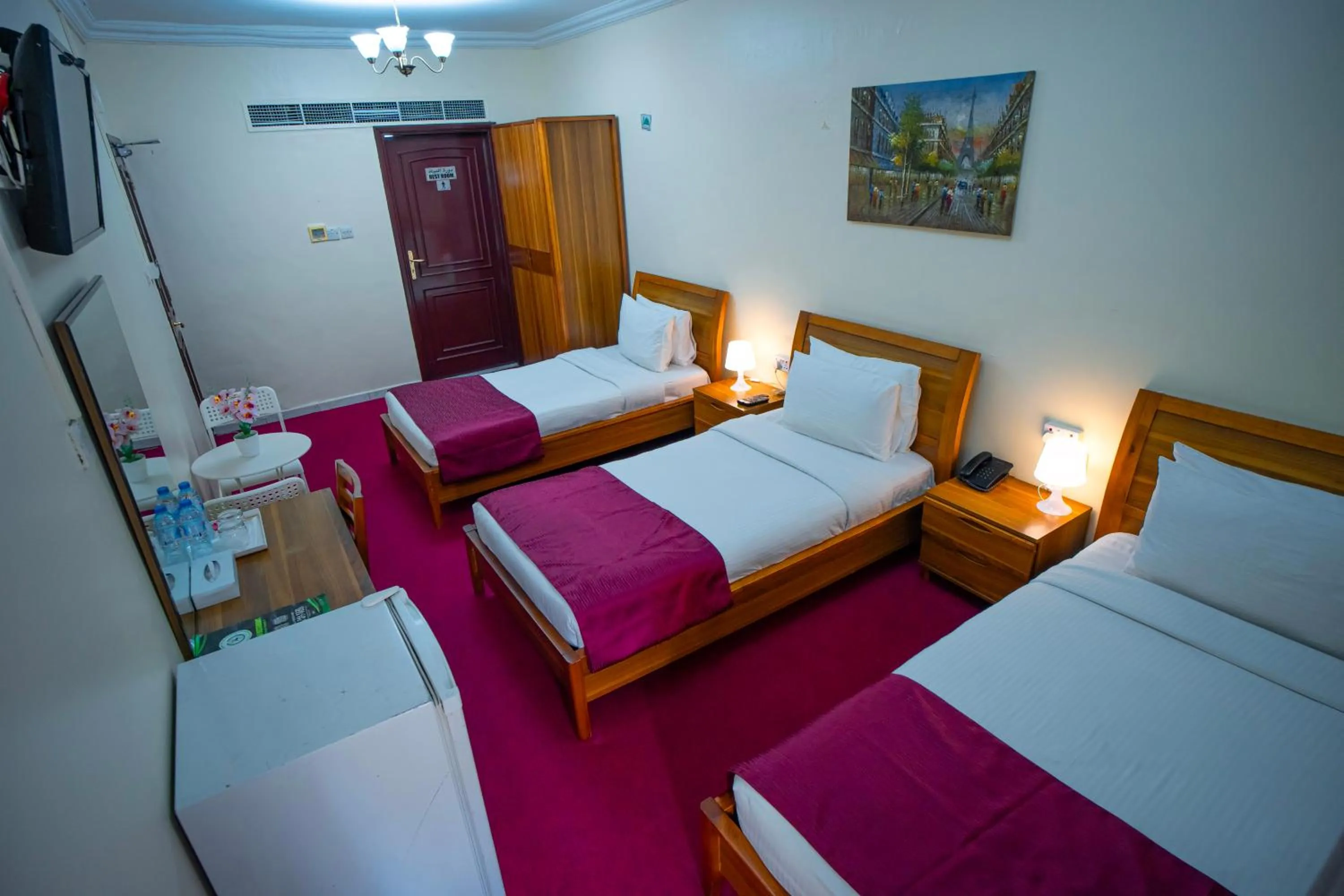 Bed in Al Karnak Hotel