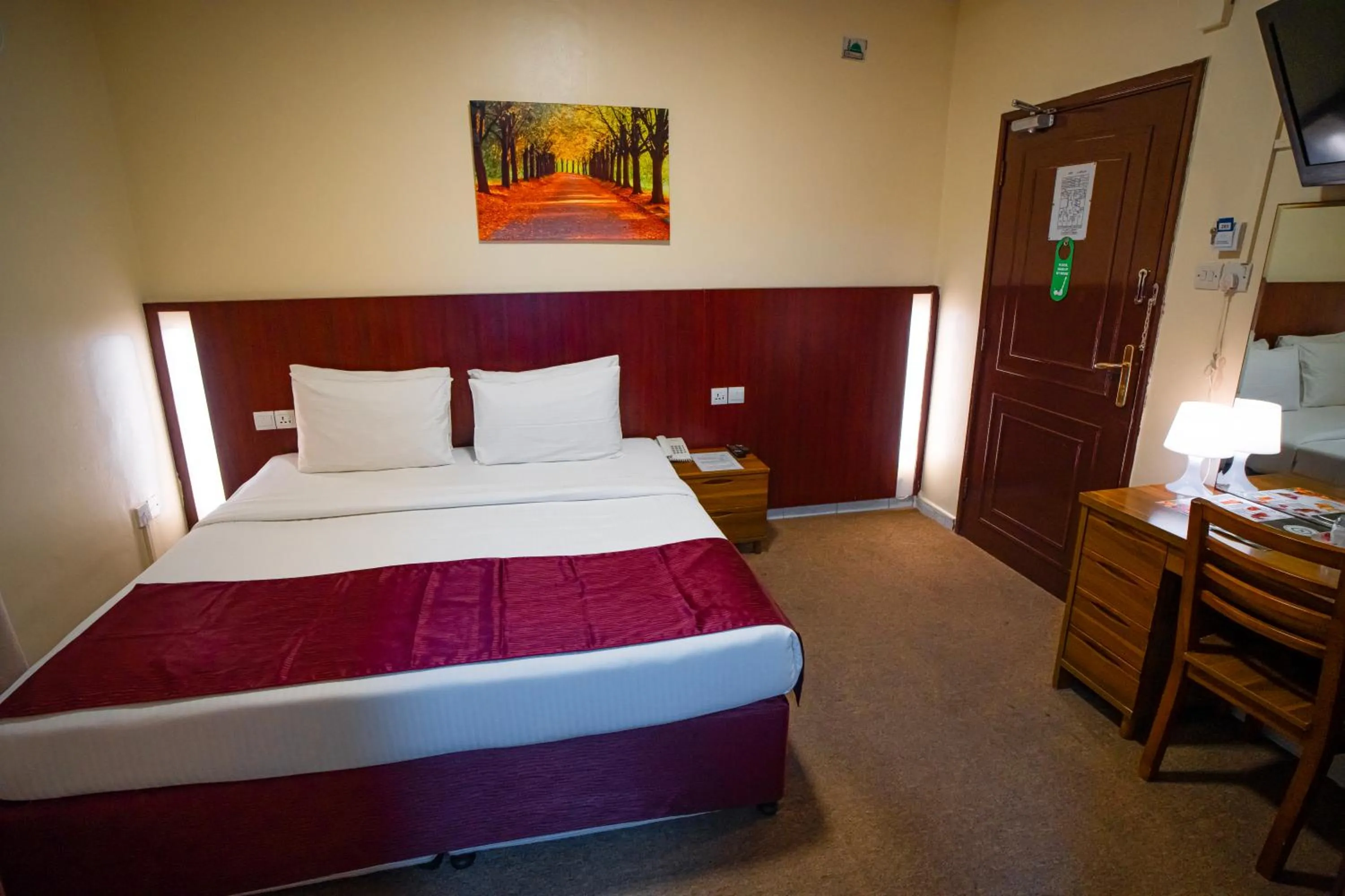 Bed in Al Karnak Hotel