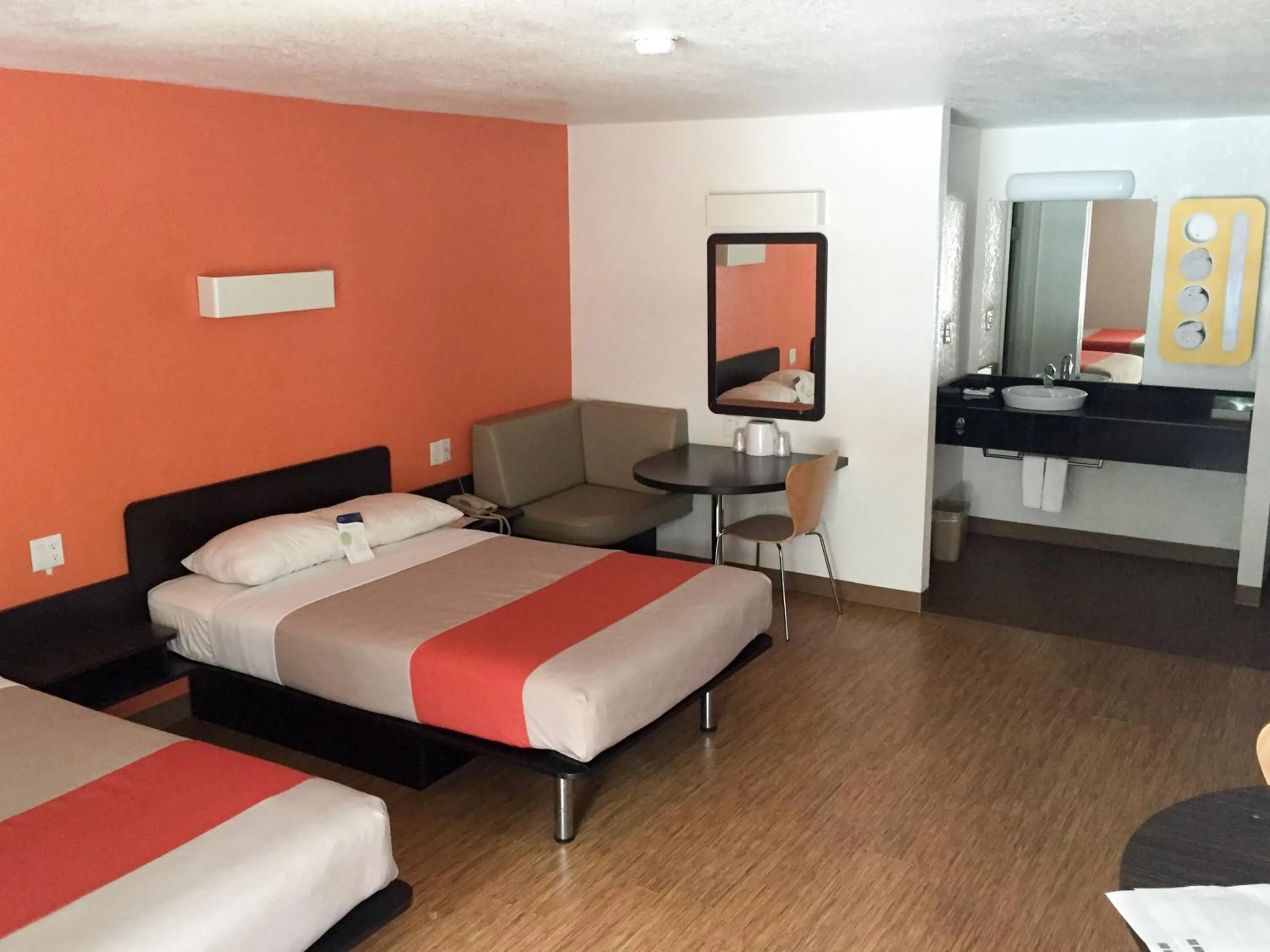 Bedroom, Bed in Motel 6-Uvalde, TX