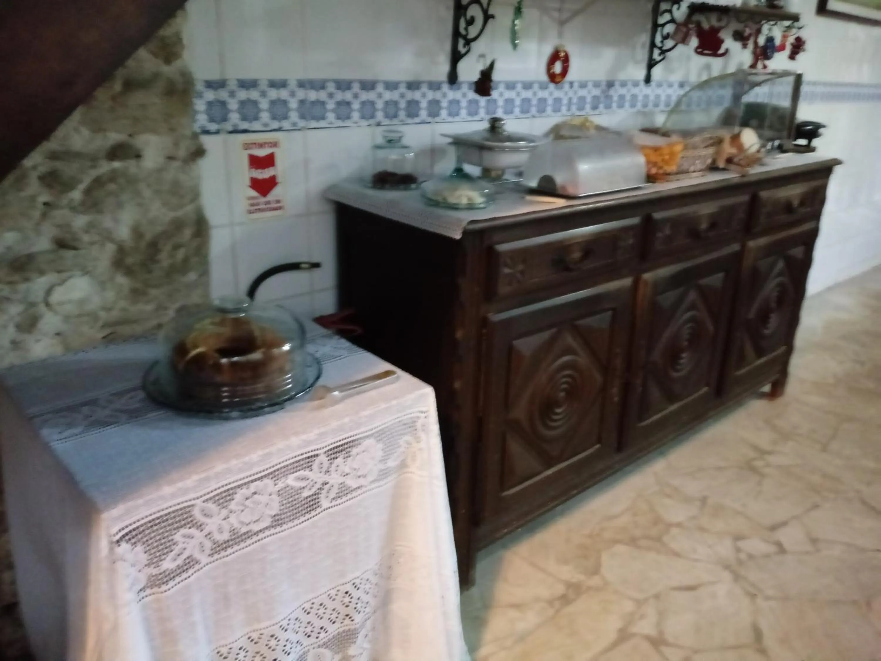 Continental breakfast in Pousada Arte Colonial - Casarão Histórico do Séc XVIII - Lancha Própria
