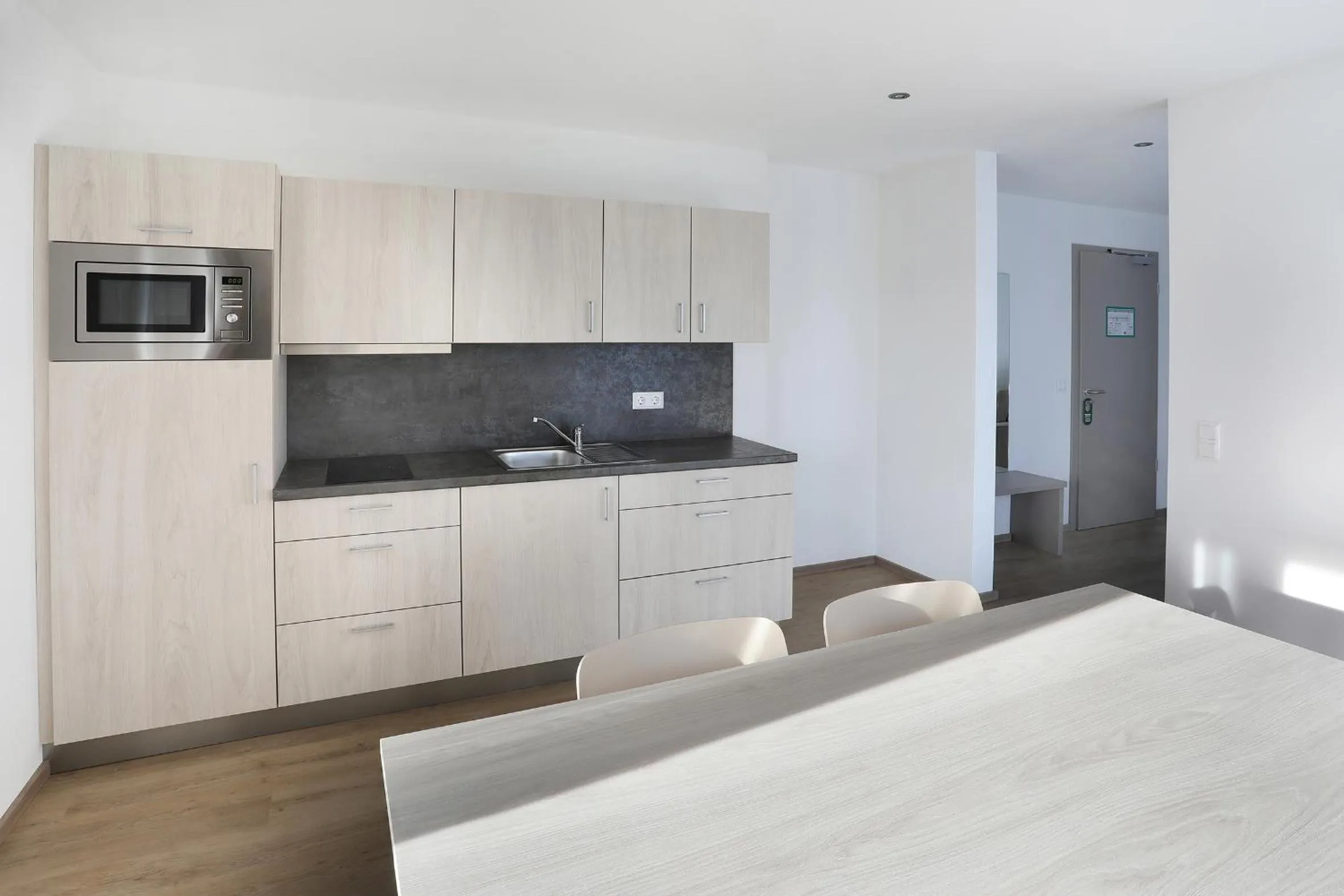 Kitchen or kitchenette, Bed in Apartment Hotel 37