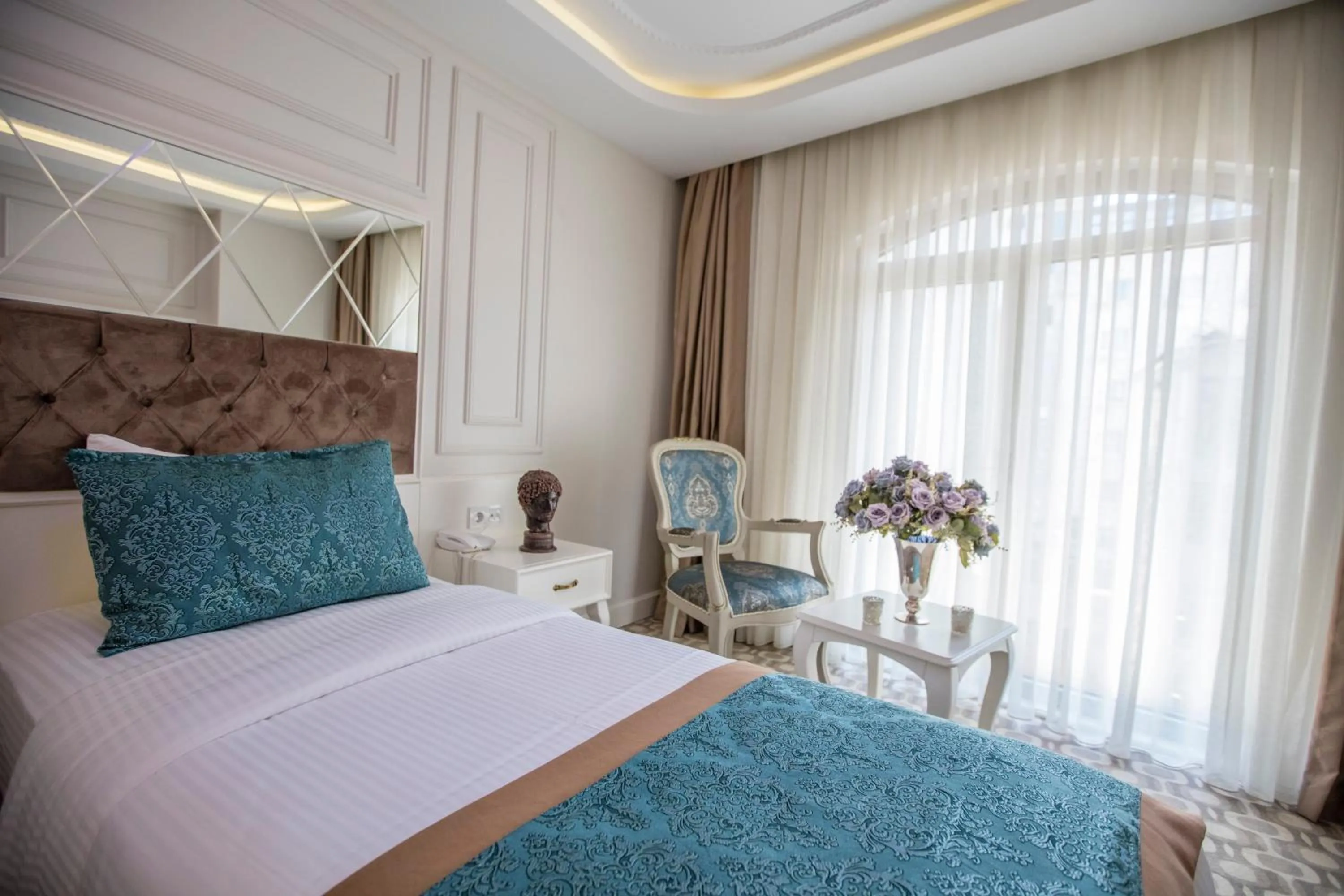 Photo of the whole room, Bed in Palde Hotel & Spa