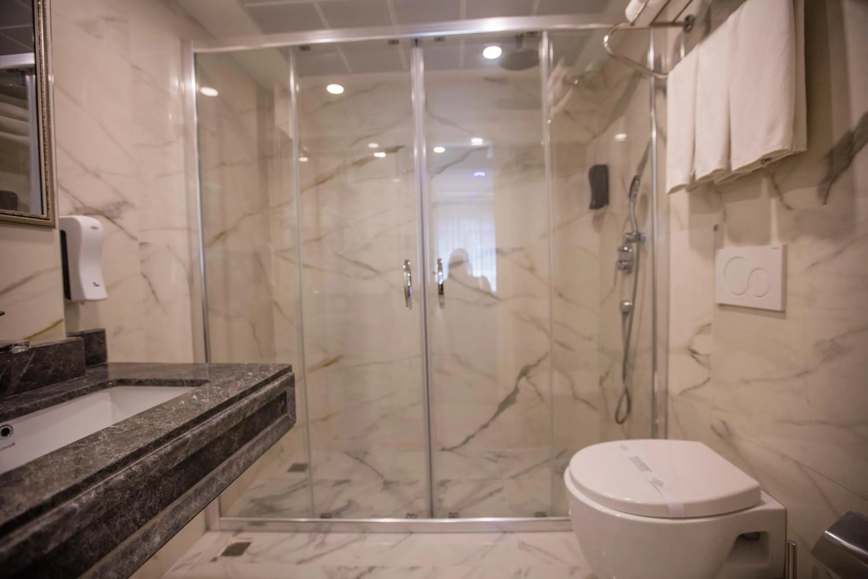 Bathroom in Palde Hotel & Spa