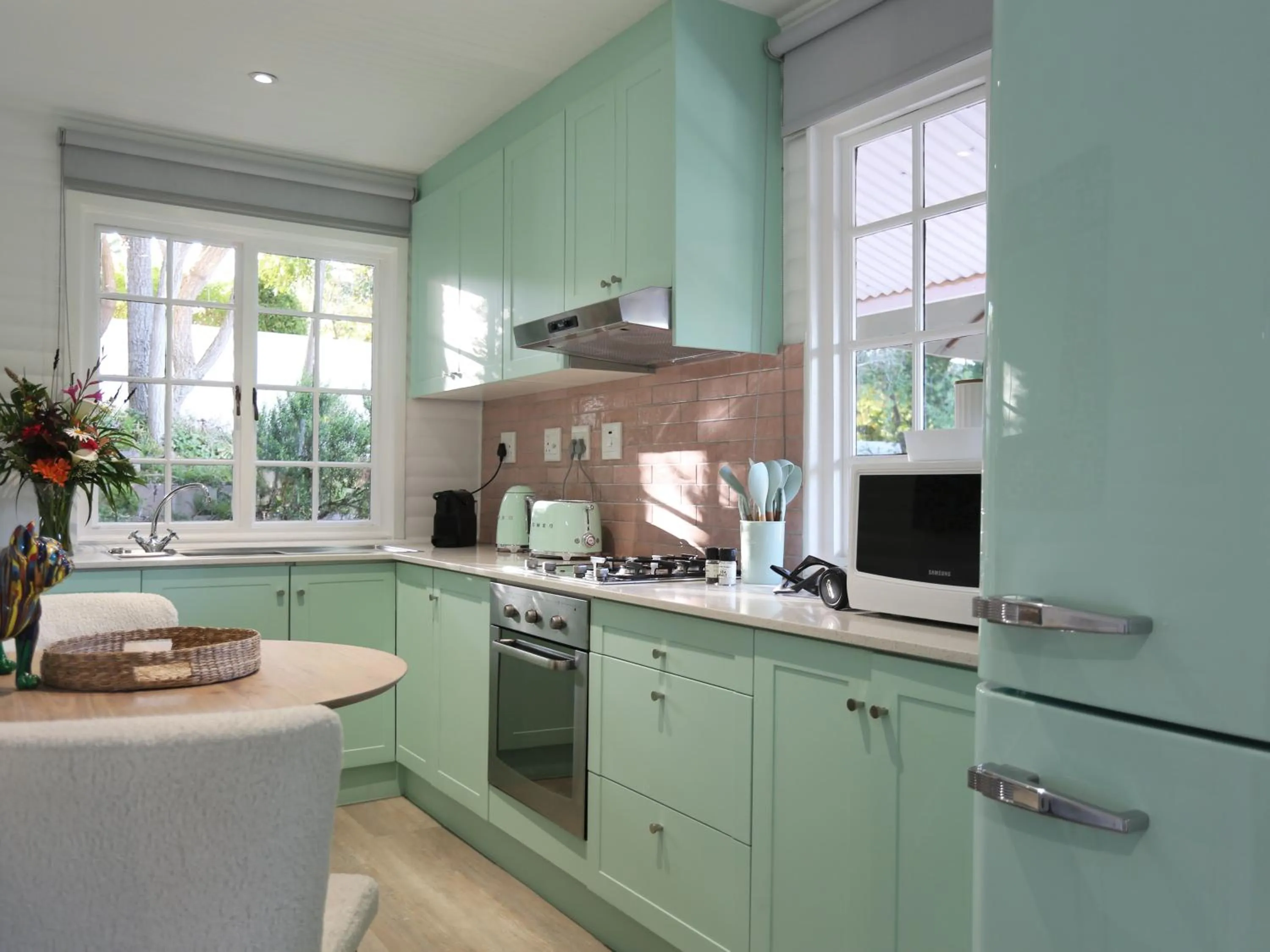 Kitchen or kitchenette in Sanddrif Stellenbosch Guest Farm