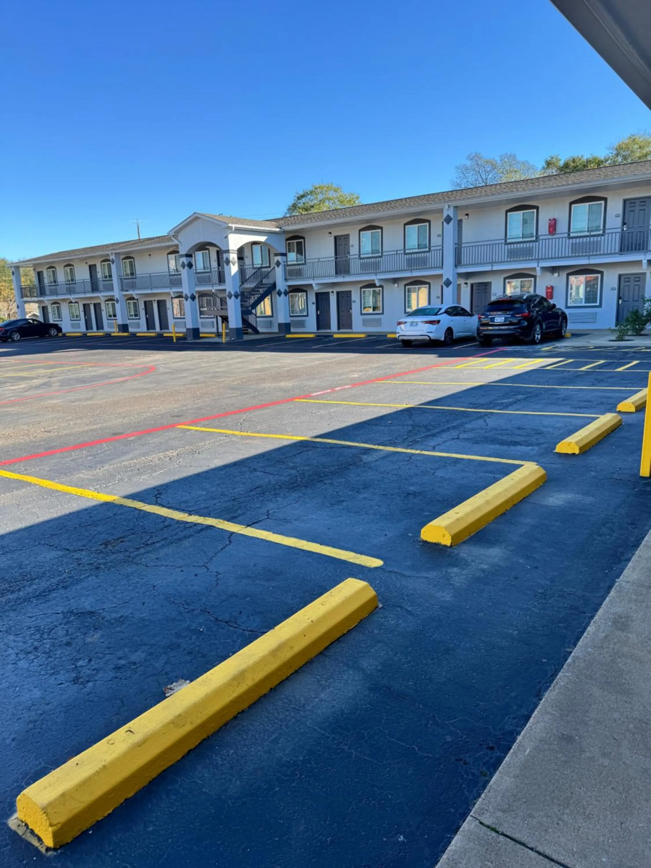 Property building in Continental Inn and Suites Nacogdoches TX SFA University Downtown