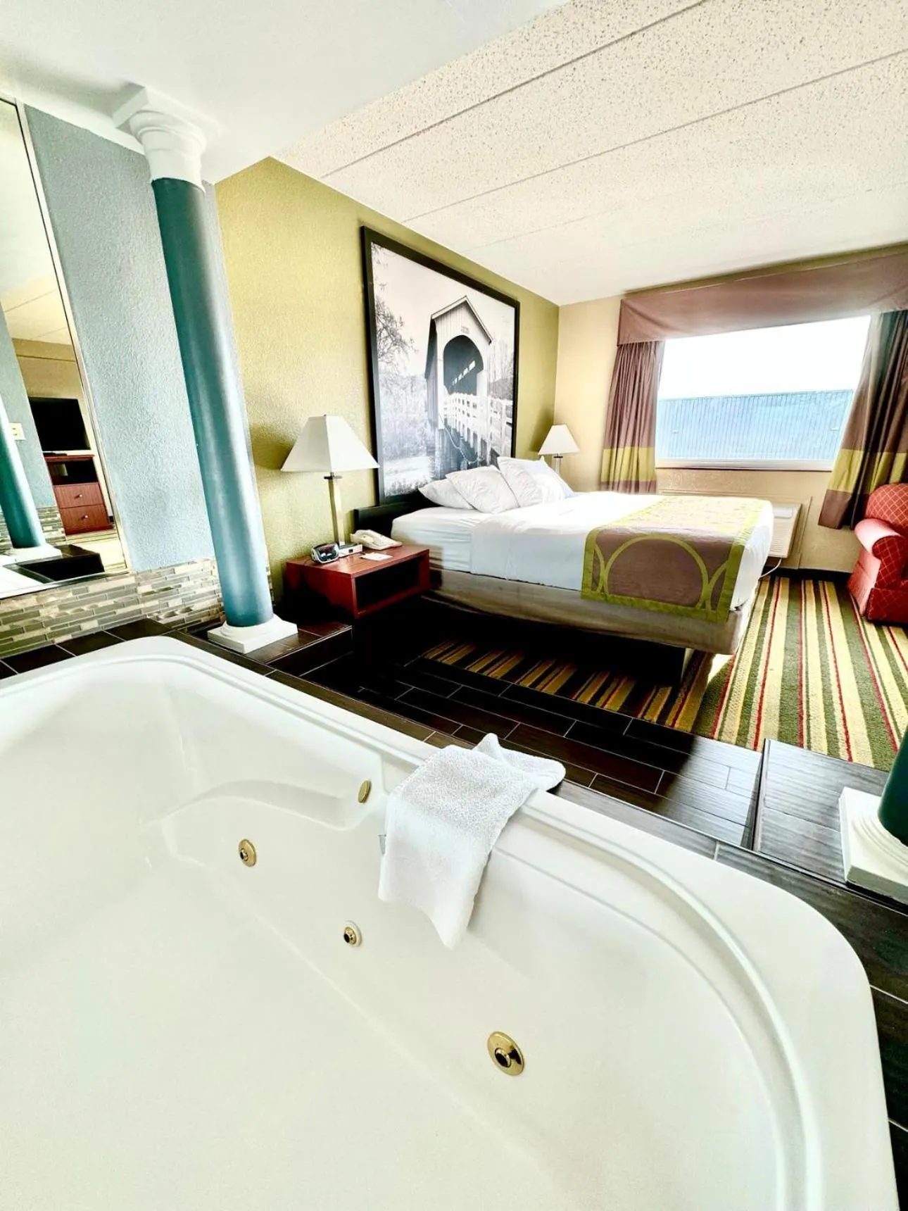 Seating area in Super 8 by Wyndham Frederick