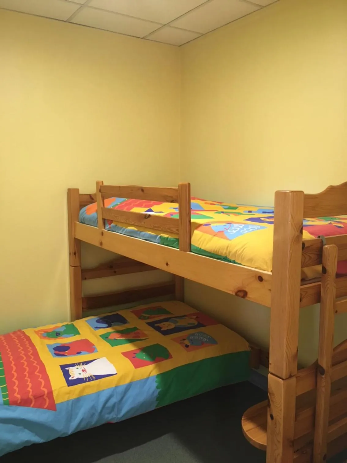 Bed in Hostellerie d'Alsace