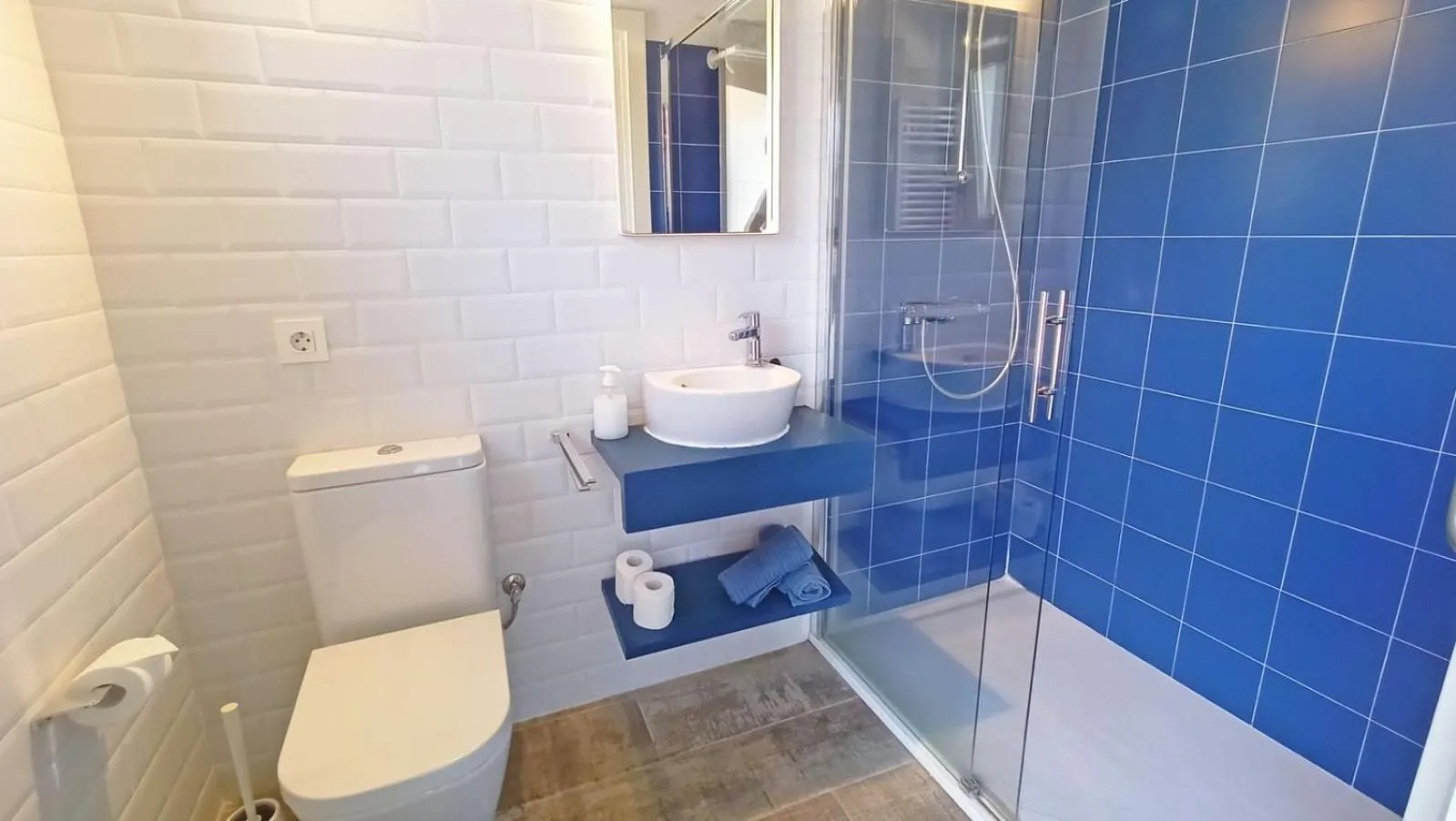 Shower in Casa Rural Txokoetxe