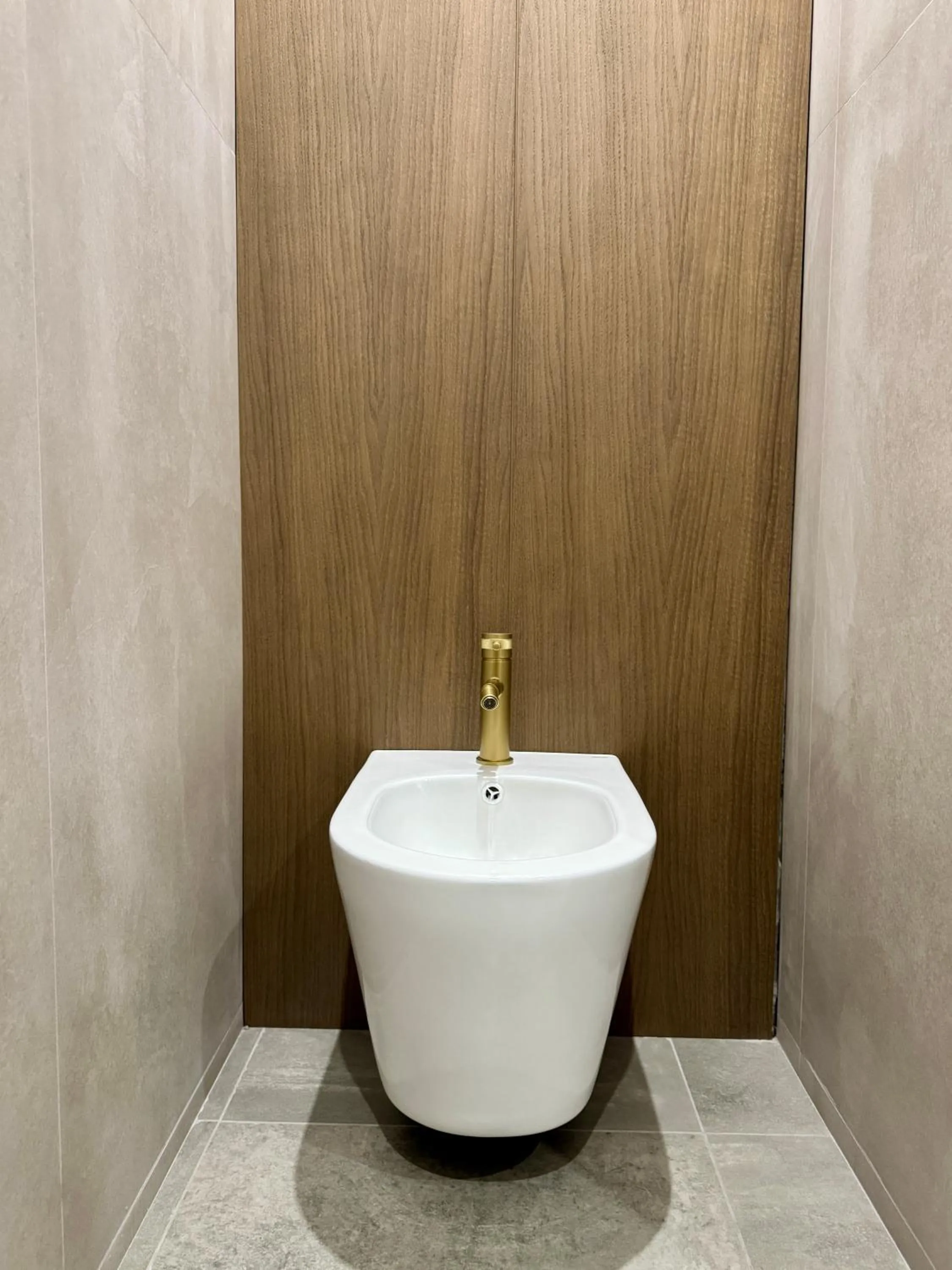 bidet in Donatello Boutique Hotel