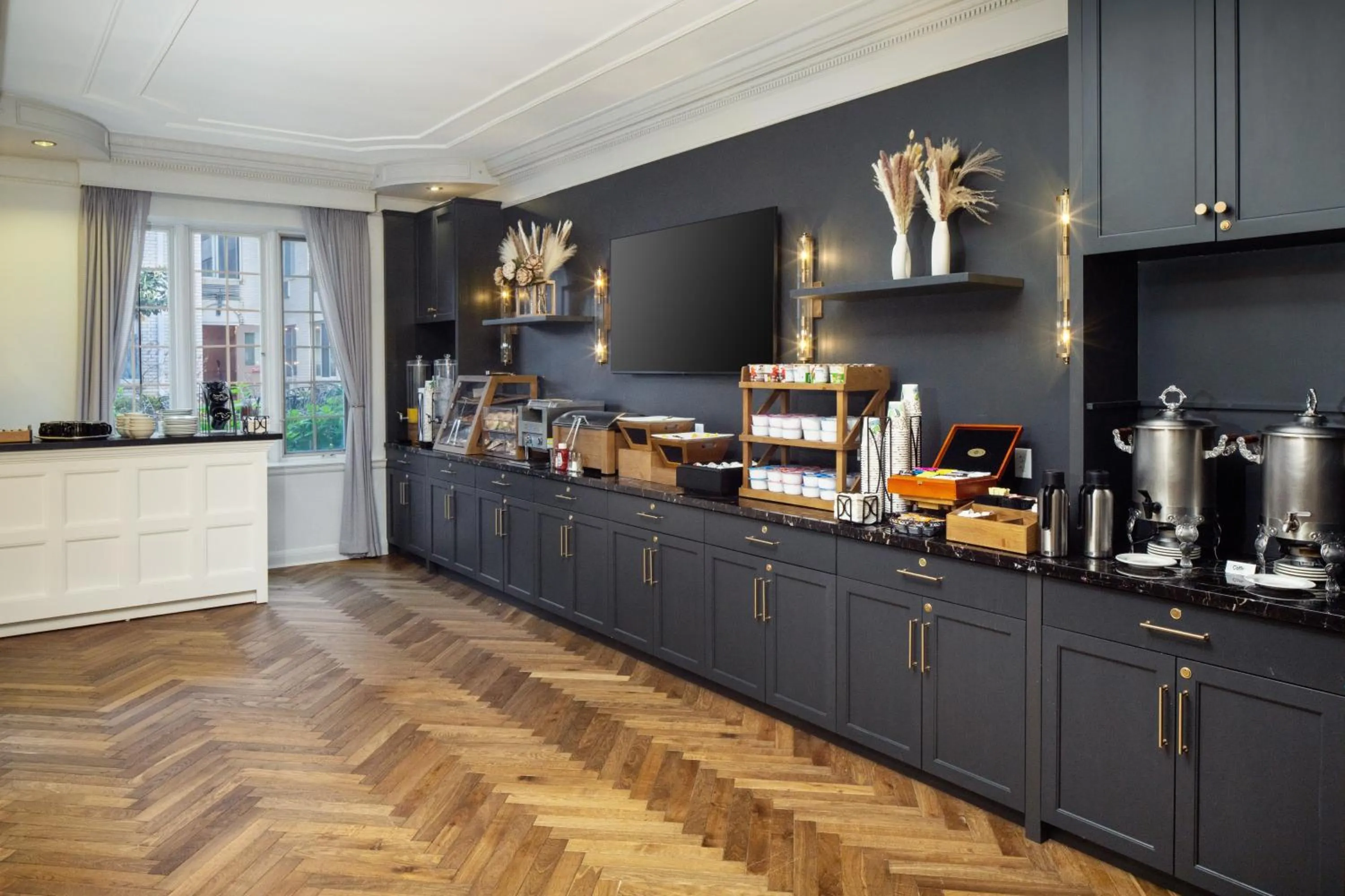 Breakfast in The Madison Hotel