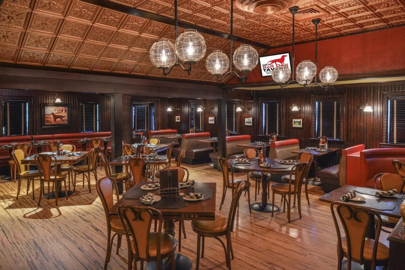 Restaurant/places to eat in The Madison Hotel