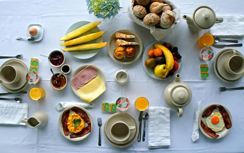 Breakfast in Casa de Sezim