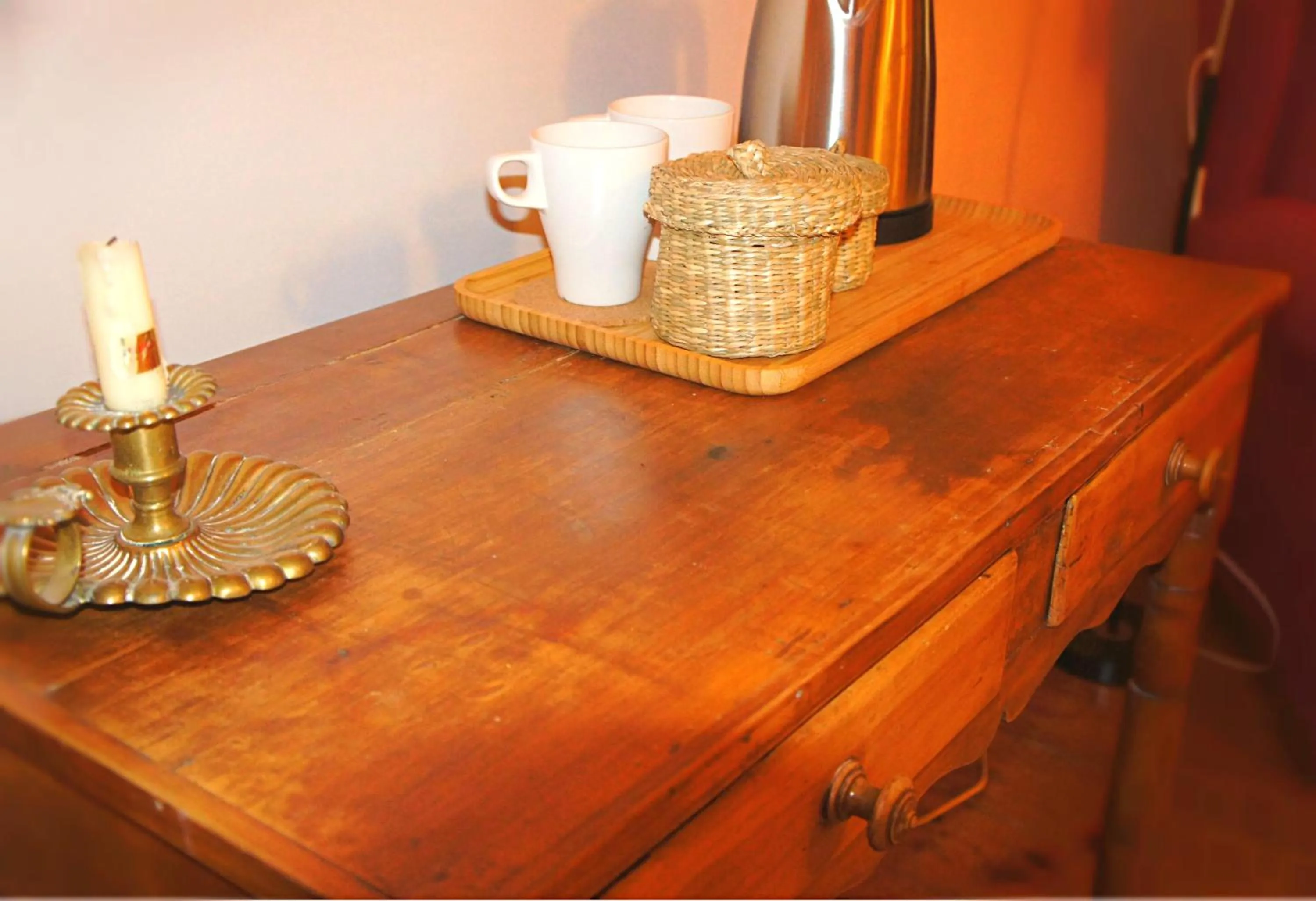 Coffee/tea facilities in Casa de Sezim