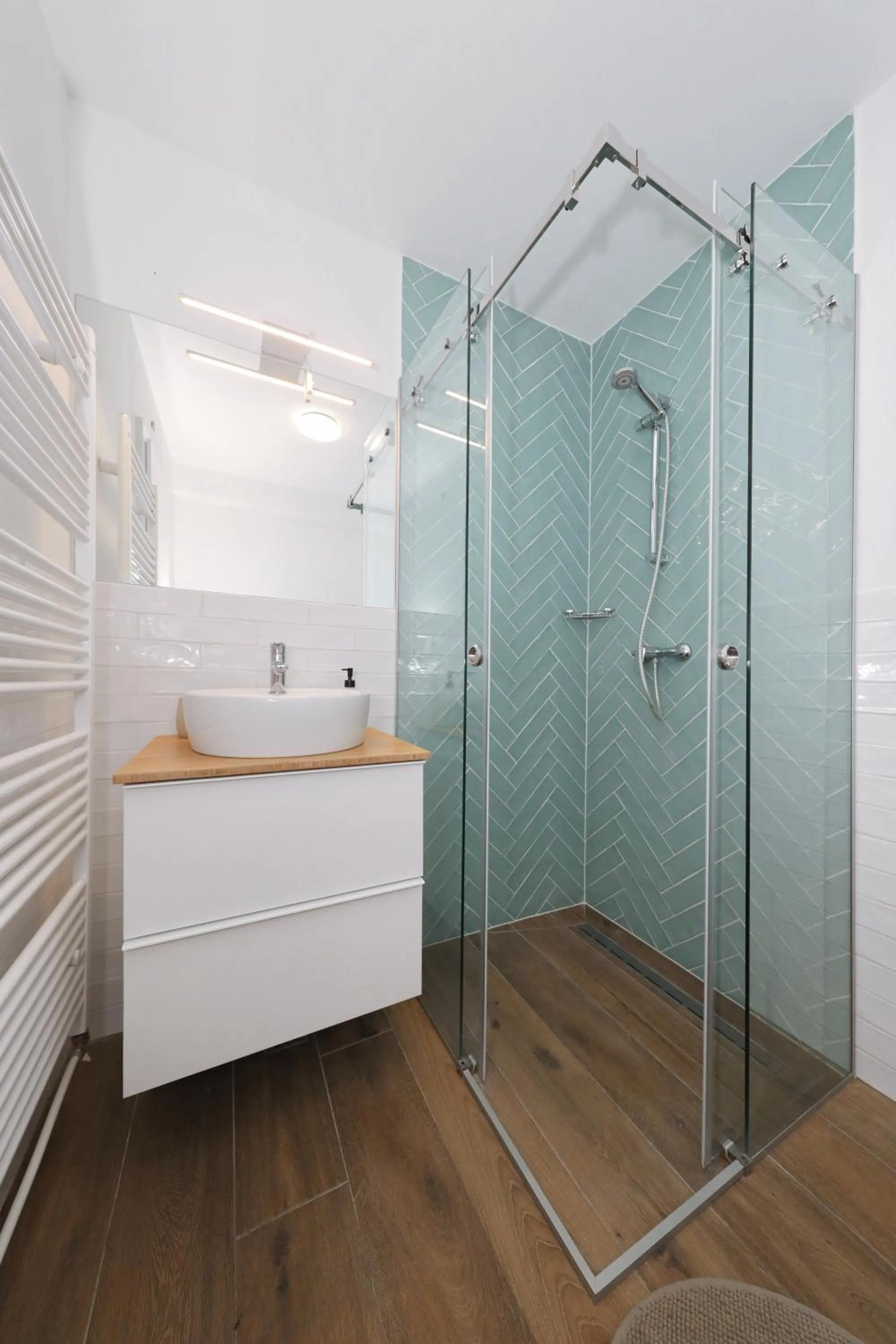 Shower in Apartments Ivanov