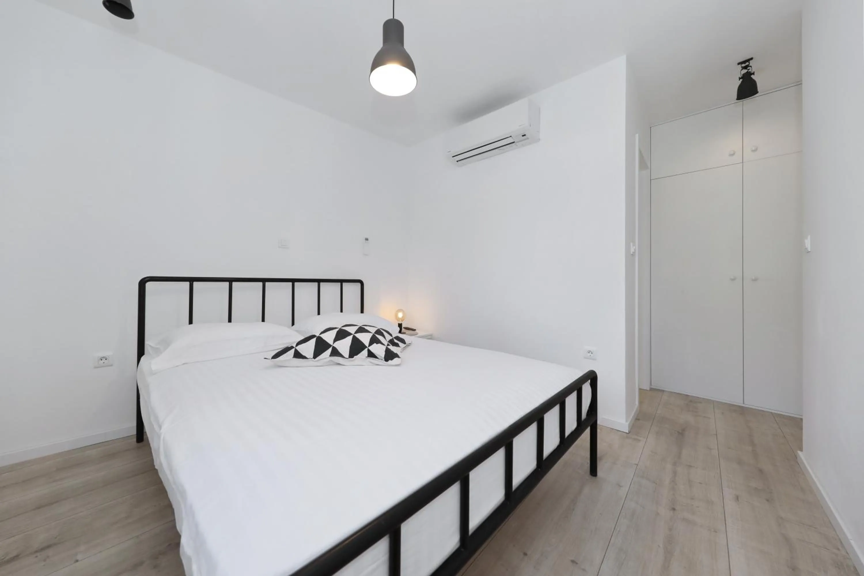 Bed in Apartments Ivanov